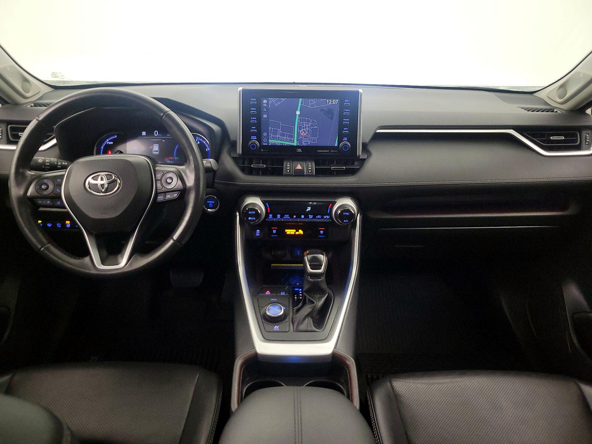 Thumbnail: 2020 Toyota RAV4 - 9