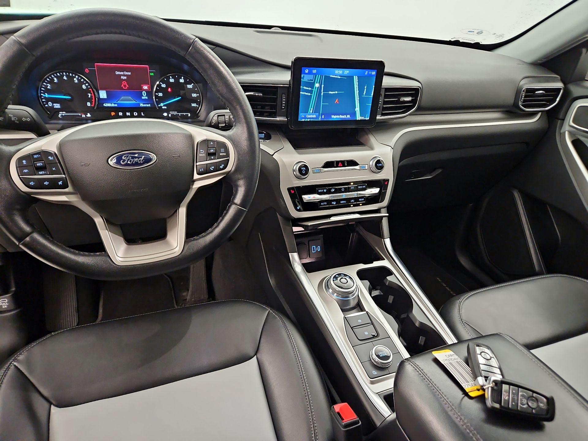 Thumbnail: 2022 Ford Explorer - 9