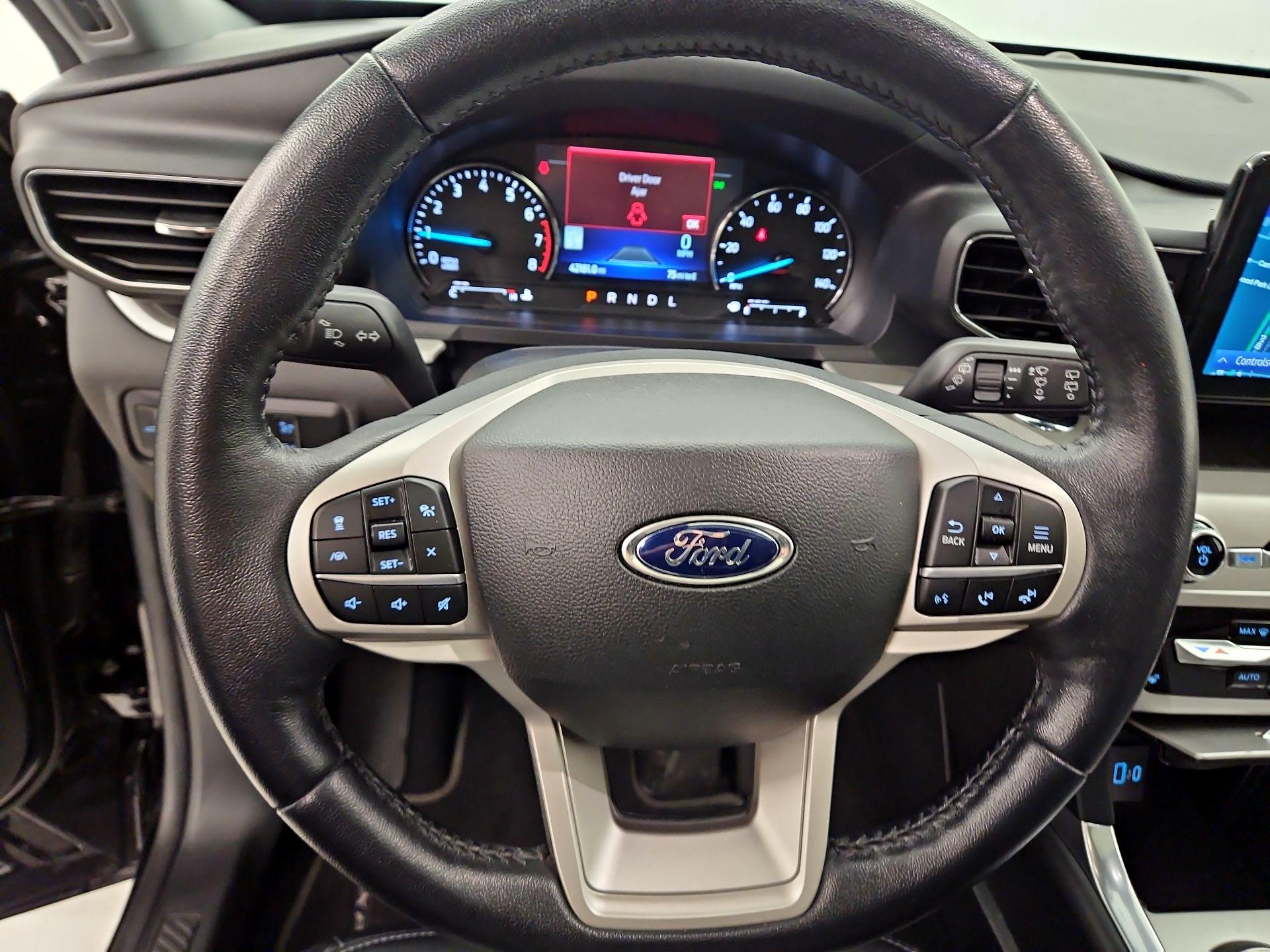 Thumbnail: 2022 Ford Explorer - 10