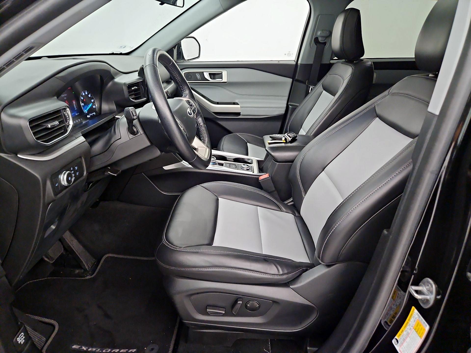 Thumbnail: 2022 Ford Explorer - 11