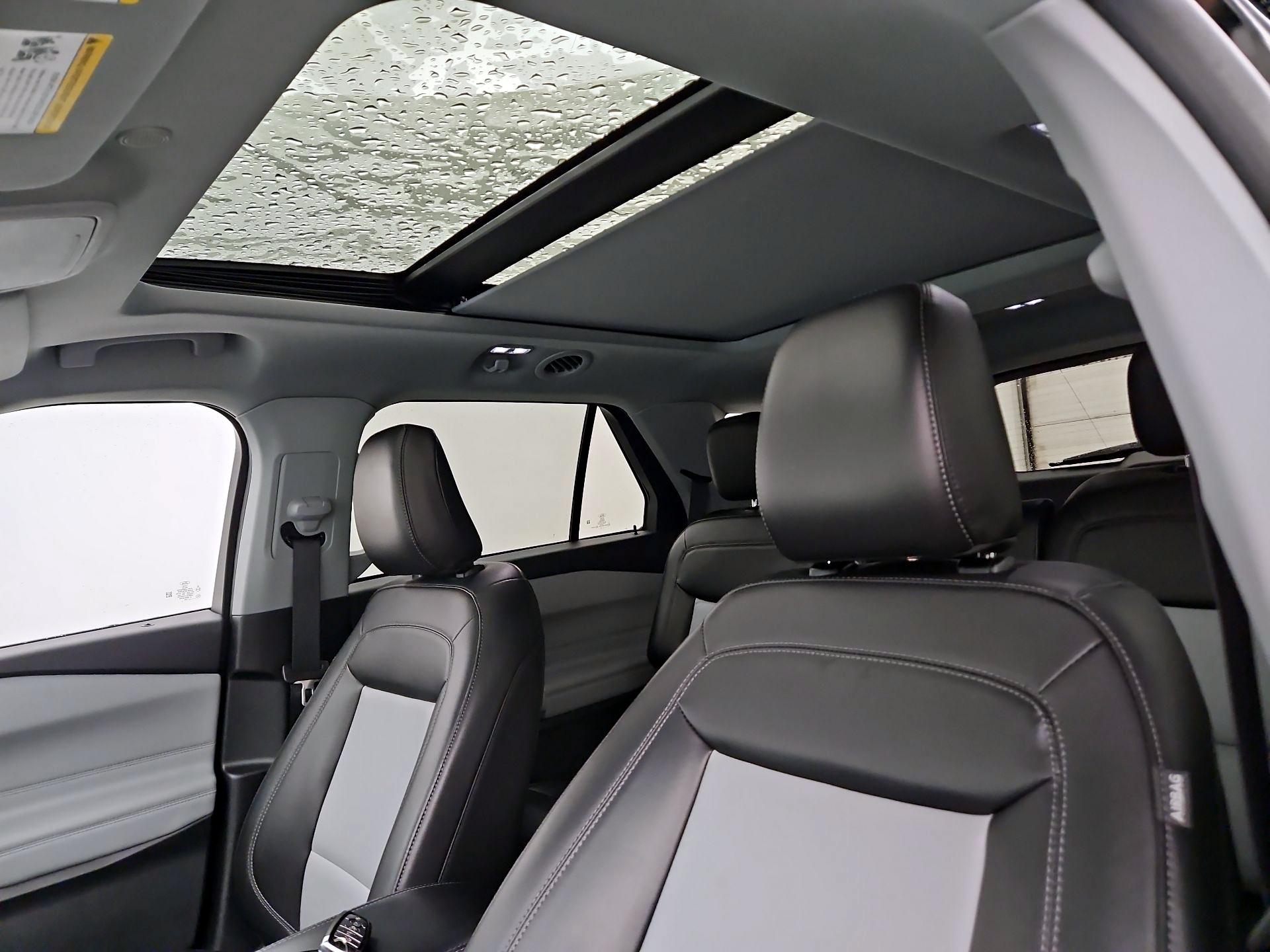 Thumbnail: 2022 Ford Explorer - 20