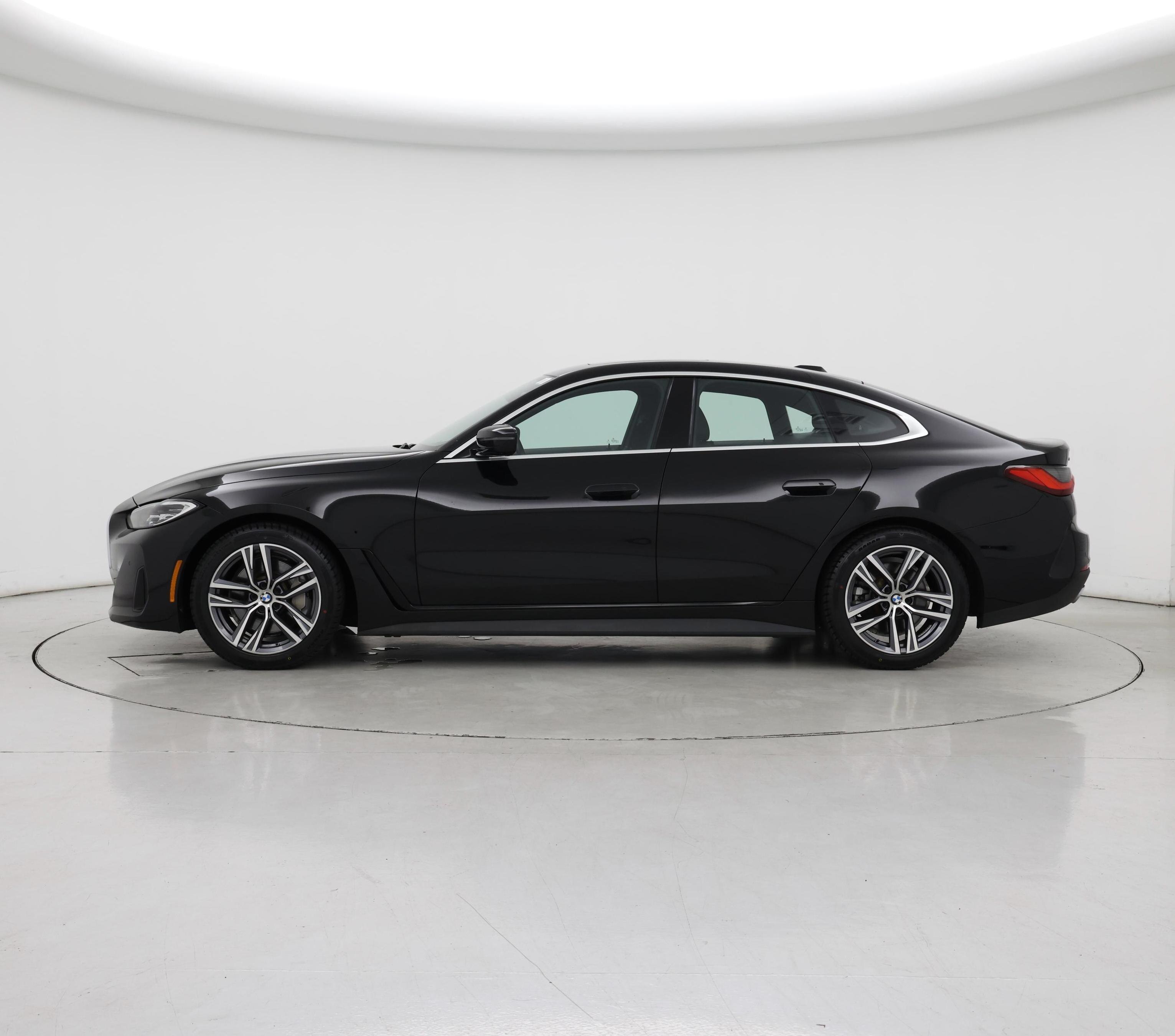Thumbnail: 2023 BMW 4 Series - 3