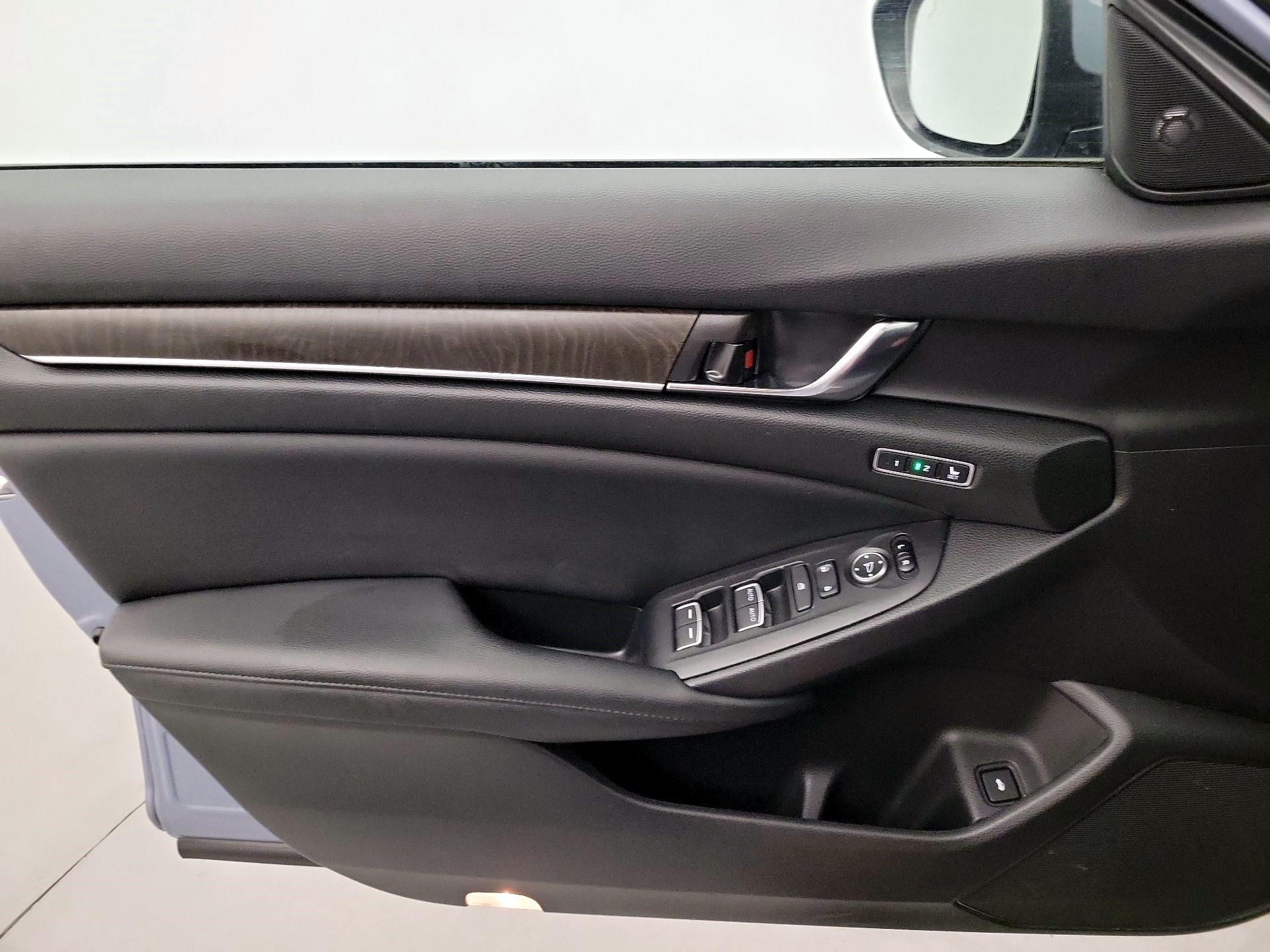 Thumbnail: 2021 Honda Accord - 10