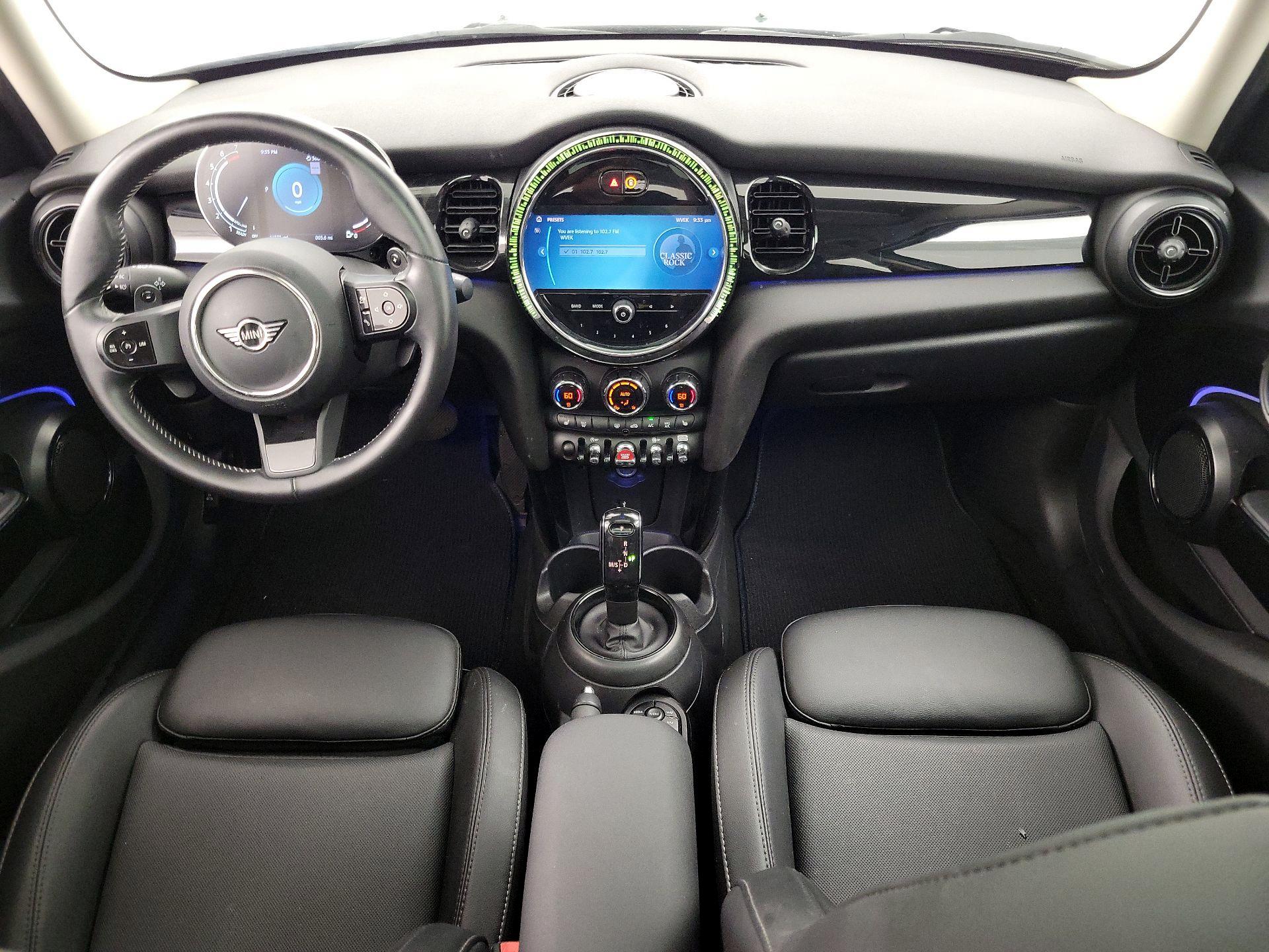 Thumbnail: 2022 MINI Cooper Hardtop - 9