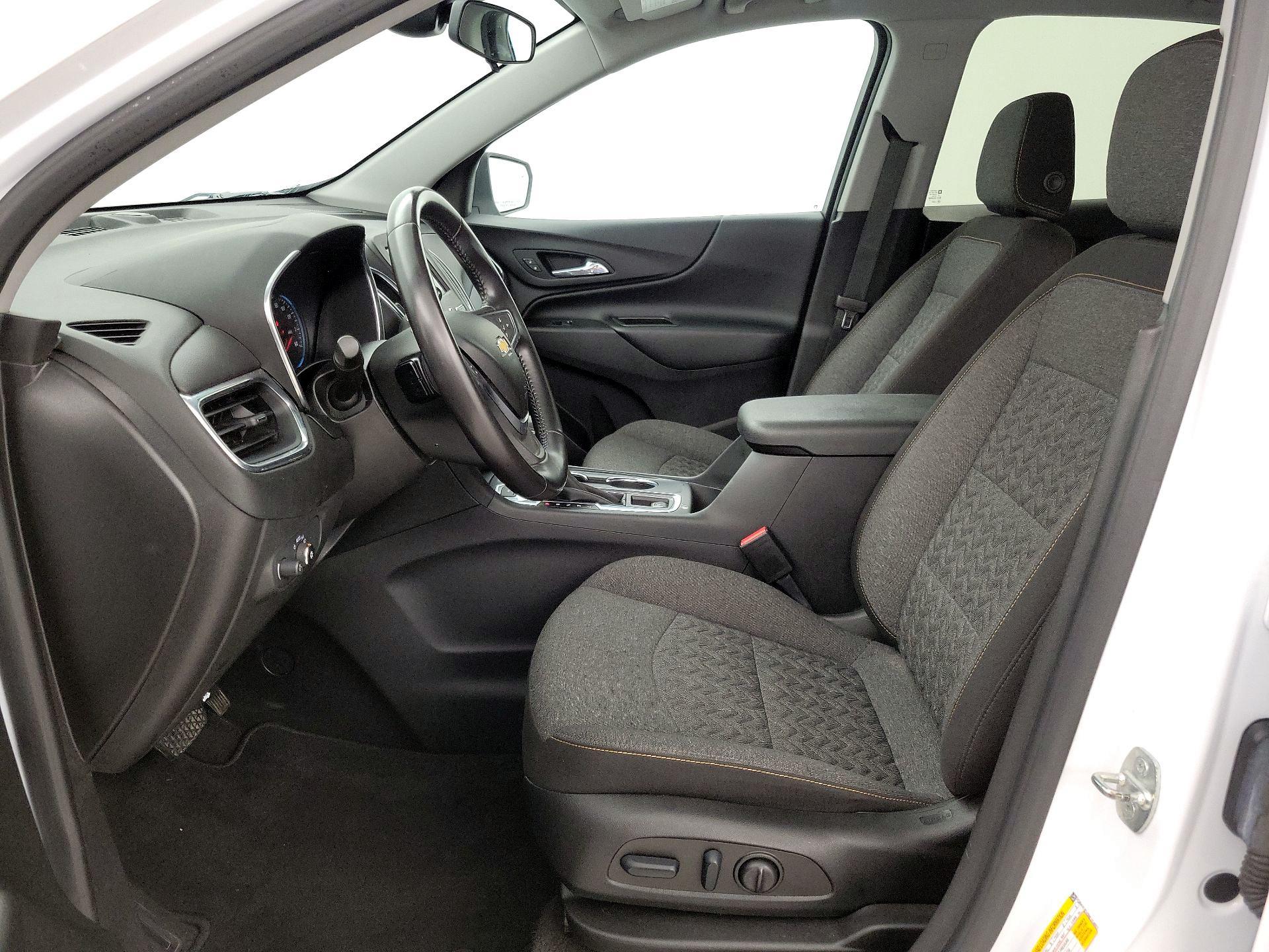 Thumbnail: 2022 Chevrolet Equinox - 11