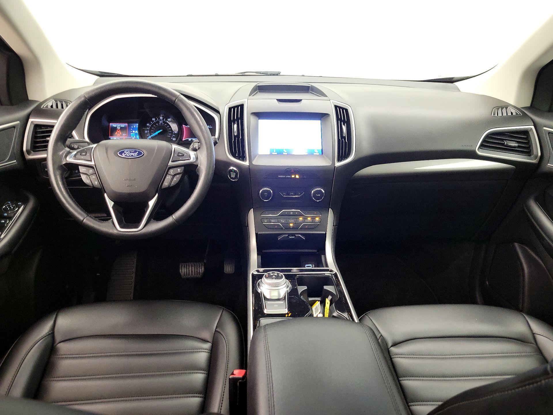 Thumbnail: 2020 Ford Edge - 9