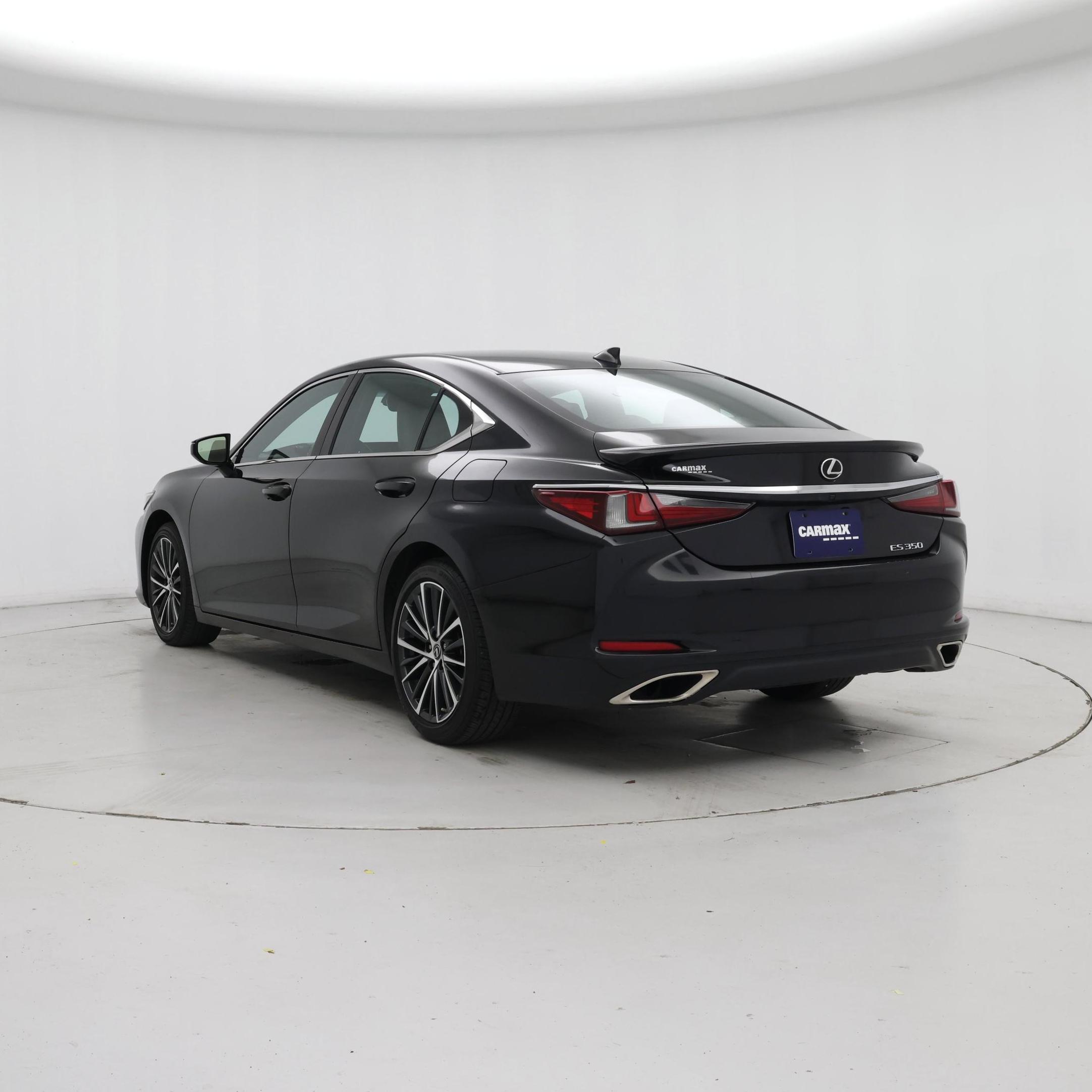 Thumbnail: 2022 Lexus ES - 2