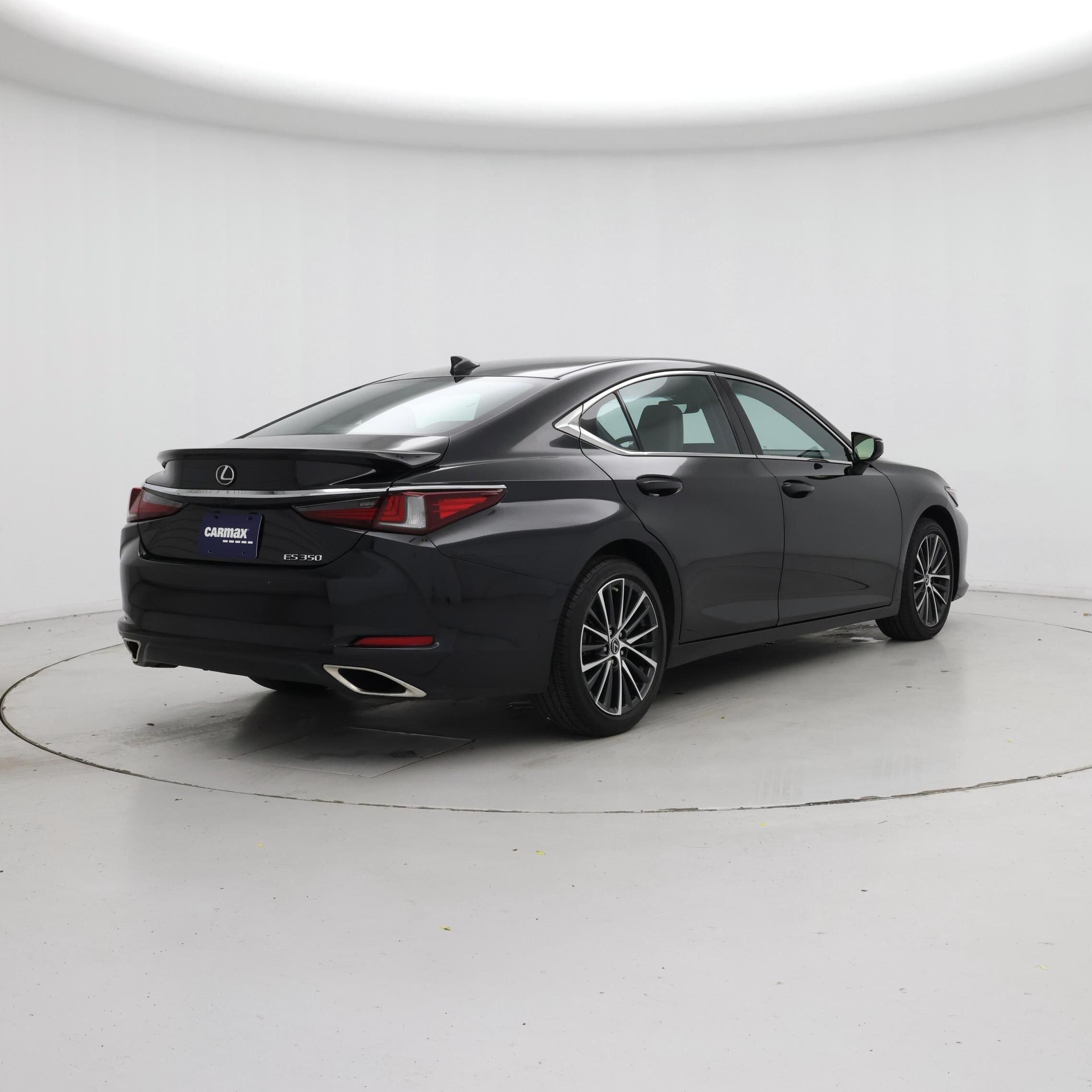 Thumbnail: 2022 Lexus ES - 8