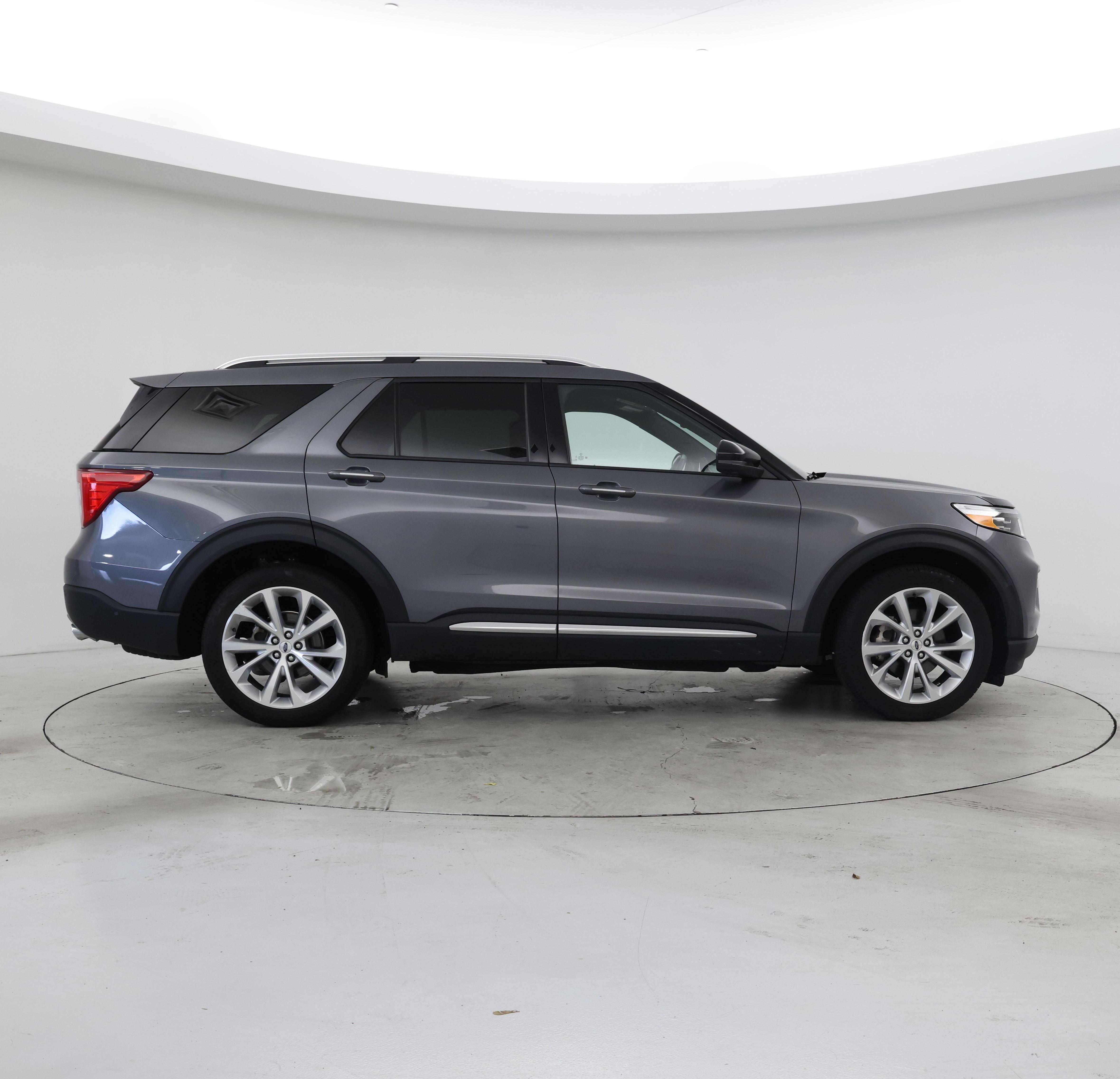 Thumbnail: 2022 Ford Explorer - 7