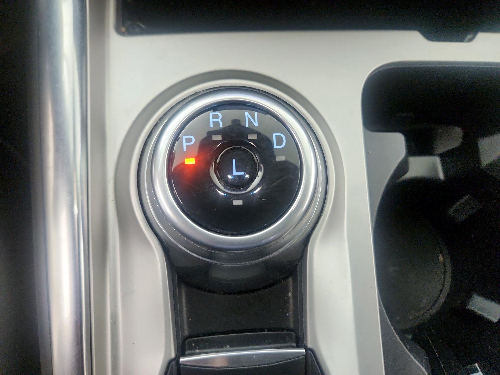 Thumbnail: 2022 Ford Explorer - 17