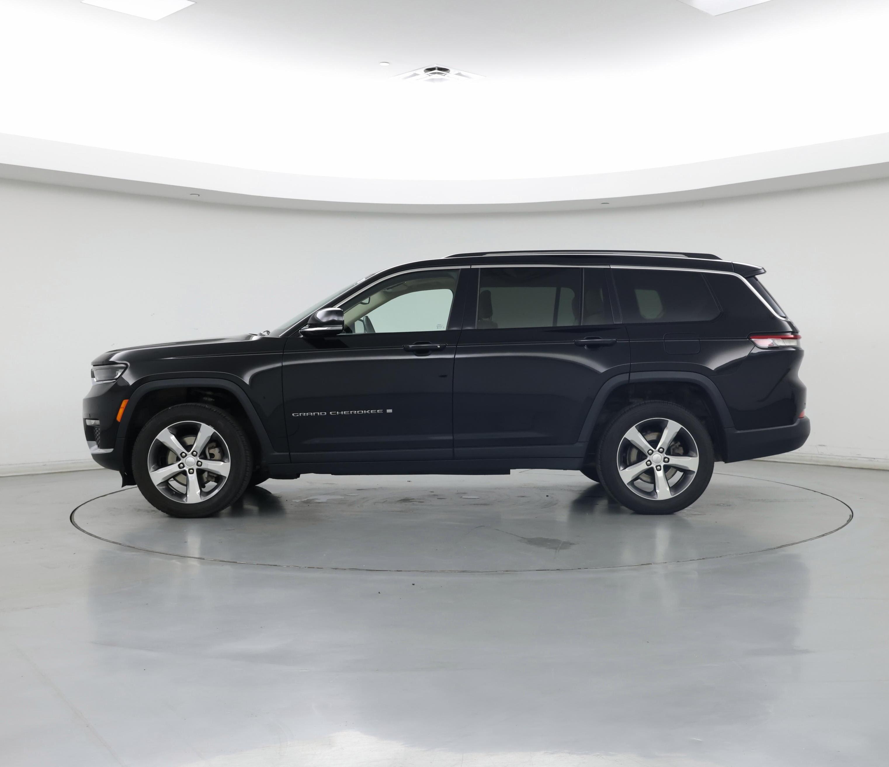 Thumbnail: 2022 Jeep Grand Cherokee L - 3