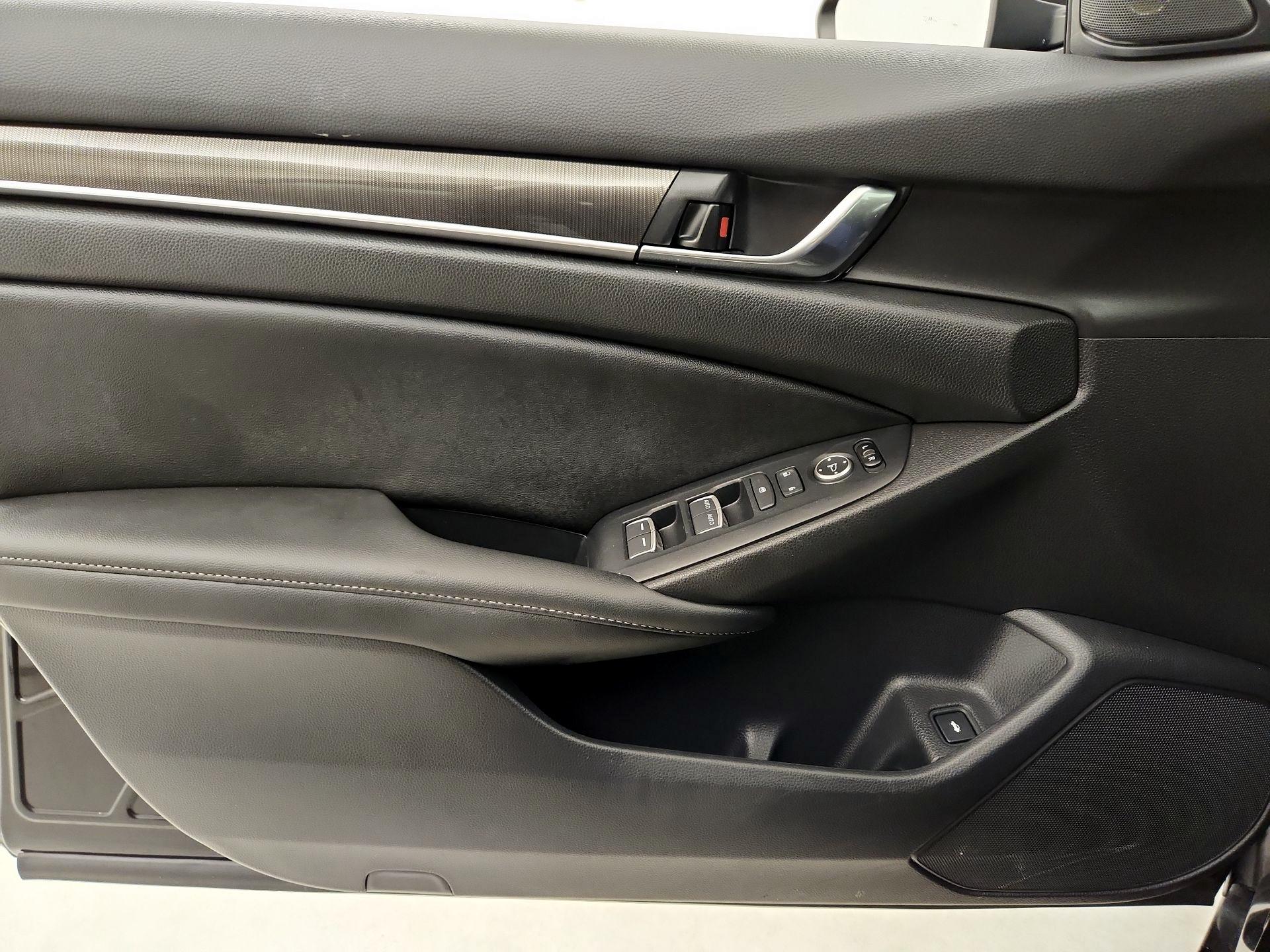 Thumbnail: 2022 Honda Accord - 12