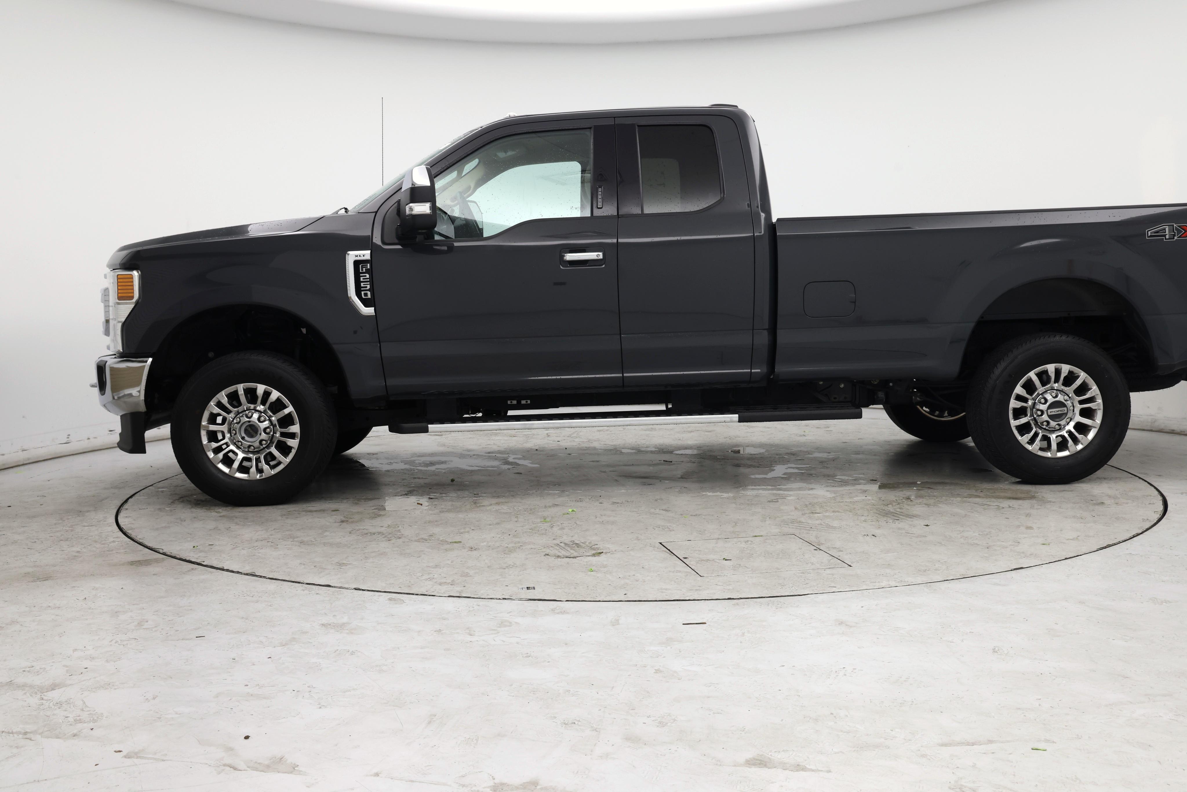 Thumbnail: 2021 Ford F-250 - 3