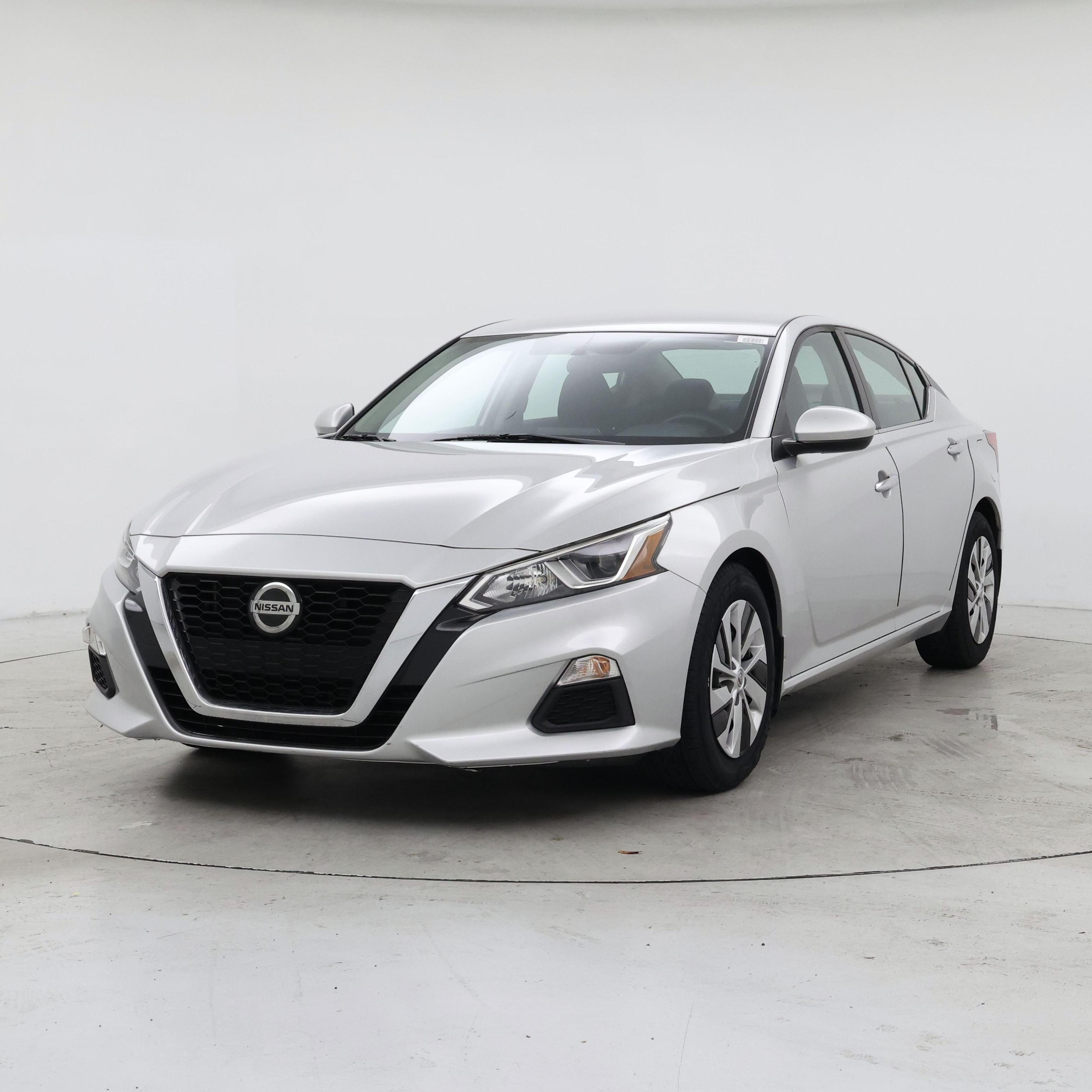 Thumbnail: 2020 Nissan Altima - 4