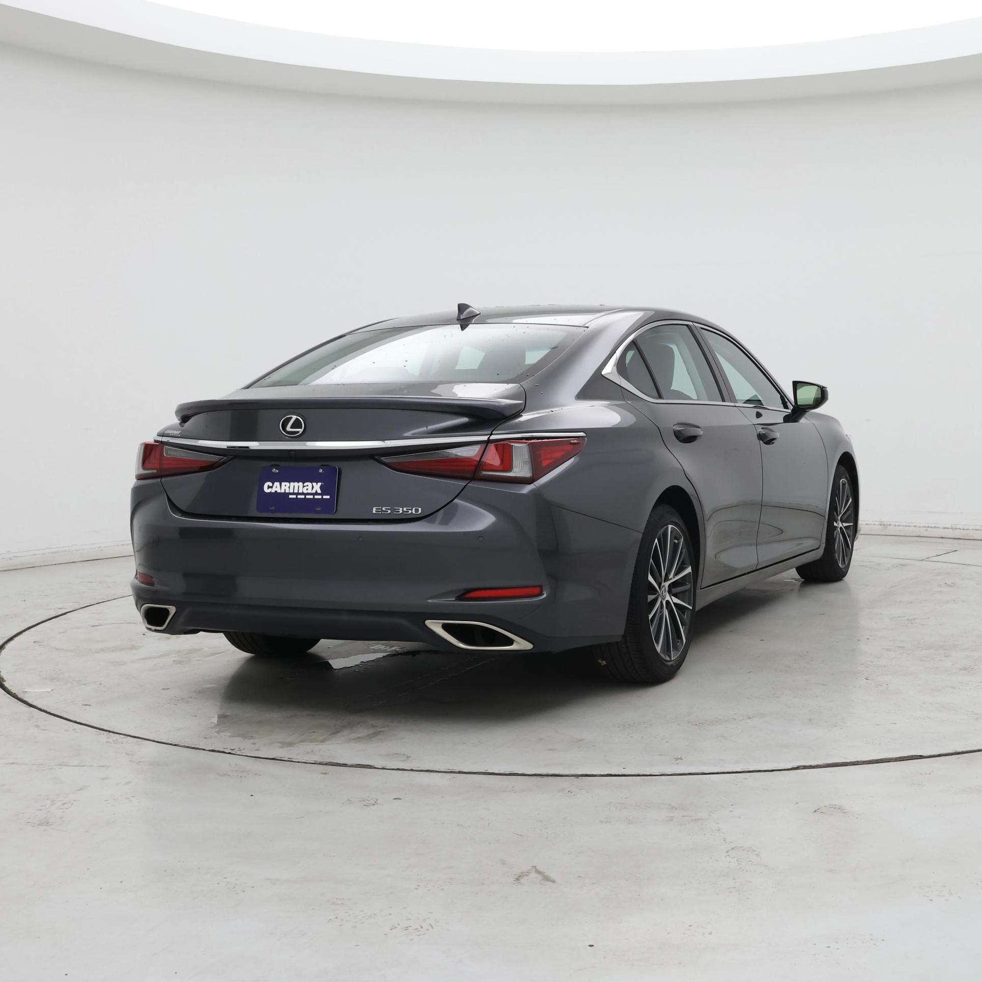 Thumbnail: 2022 Lexus ES - 8