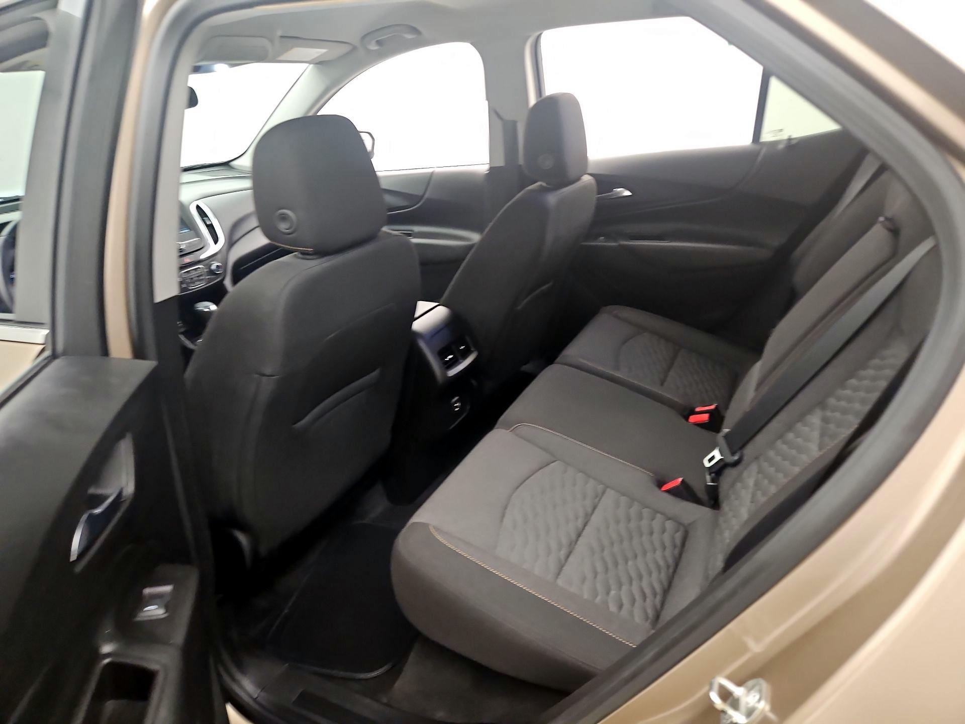 Thumbnail: 2019 Chevrolet Equinox - 19