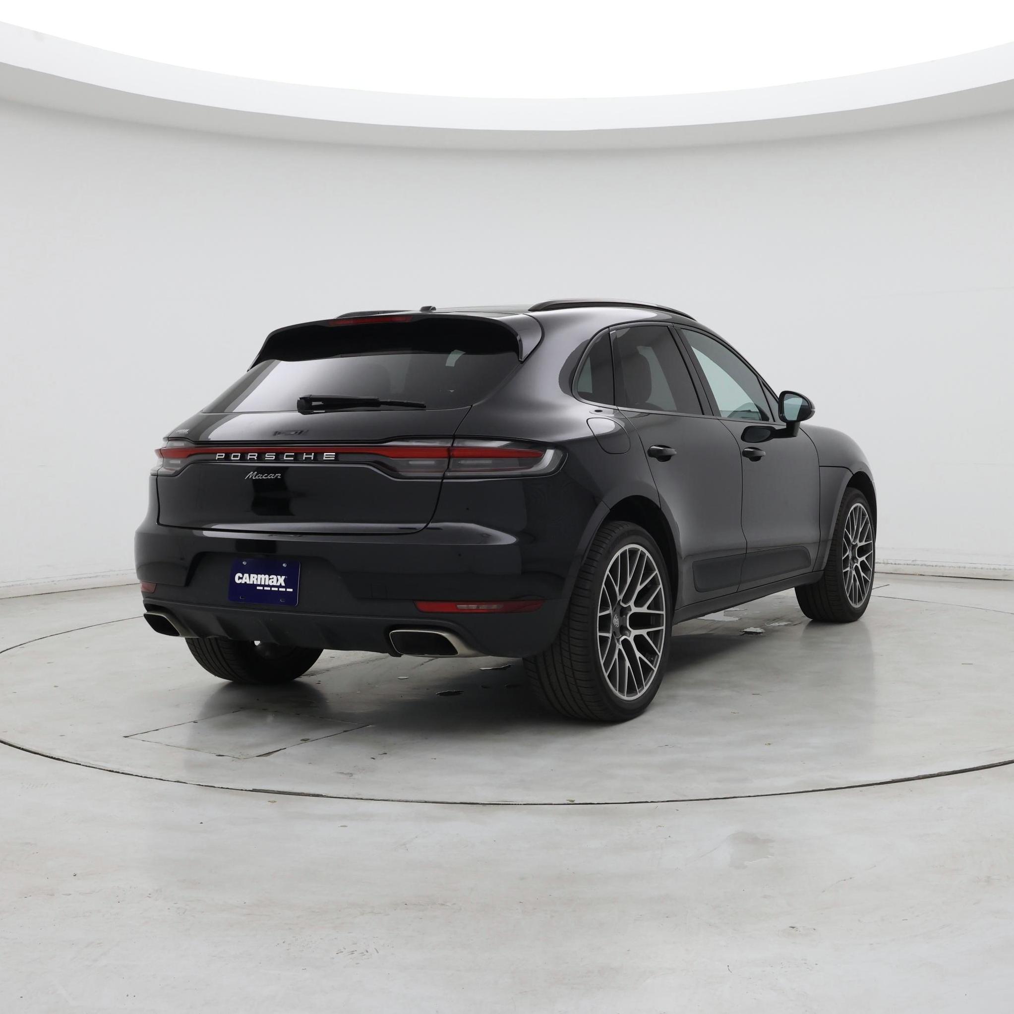 Thumbnail: 2020 Porsche Macan - 8