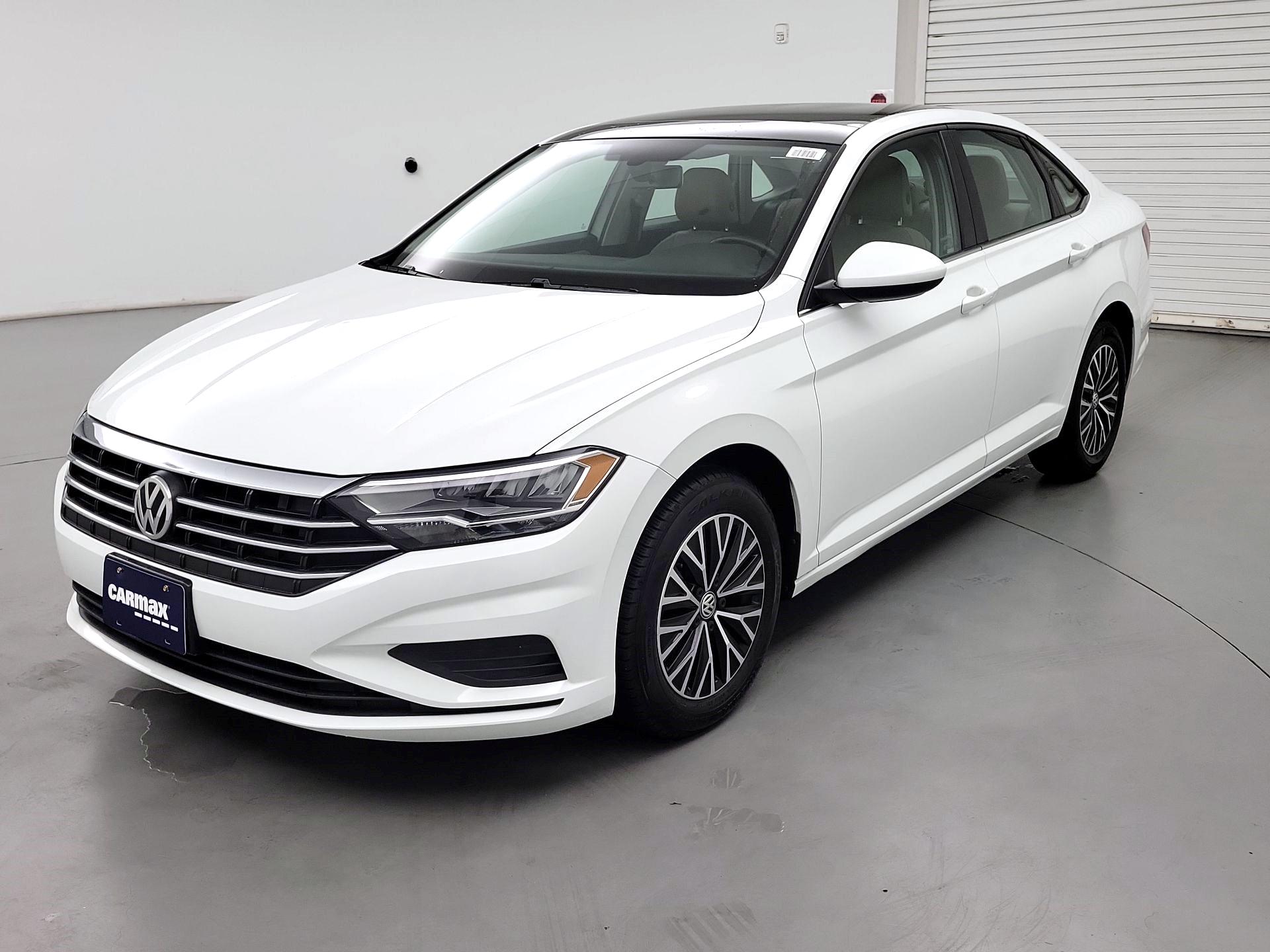 Thumbnail: 2019 Volkswagen Jetta - 3