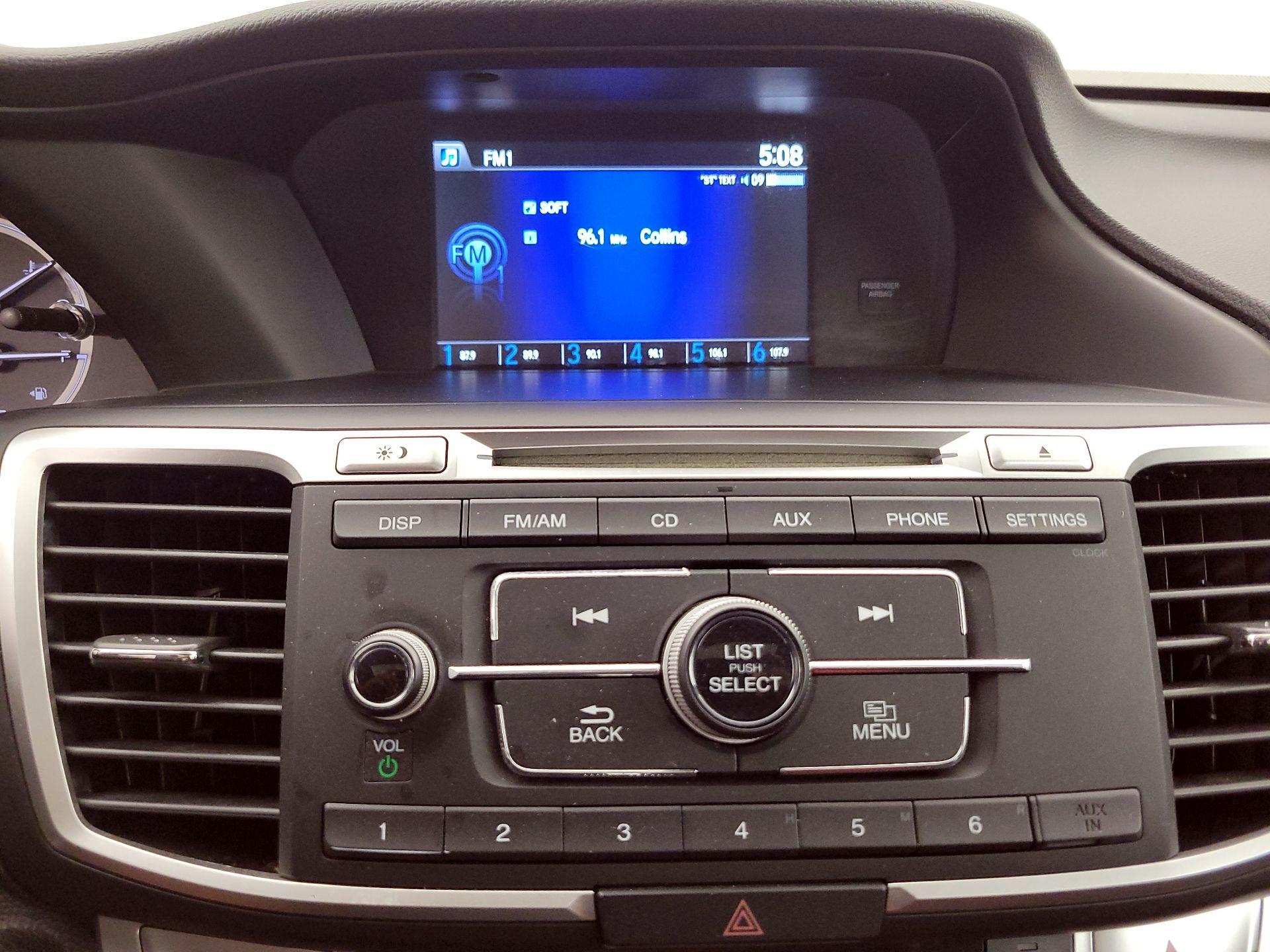 Thumbnail: 2015 Honda Accord - 15