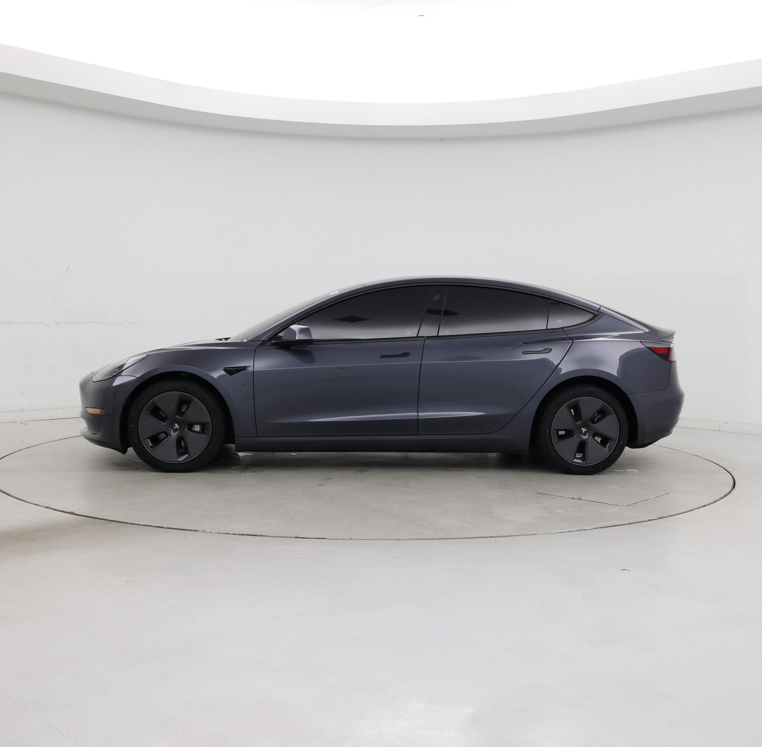 Thumbnail: 2023 Tesla Model 3 - 3