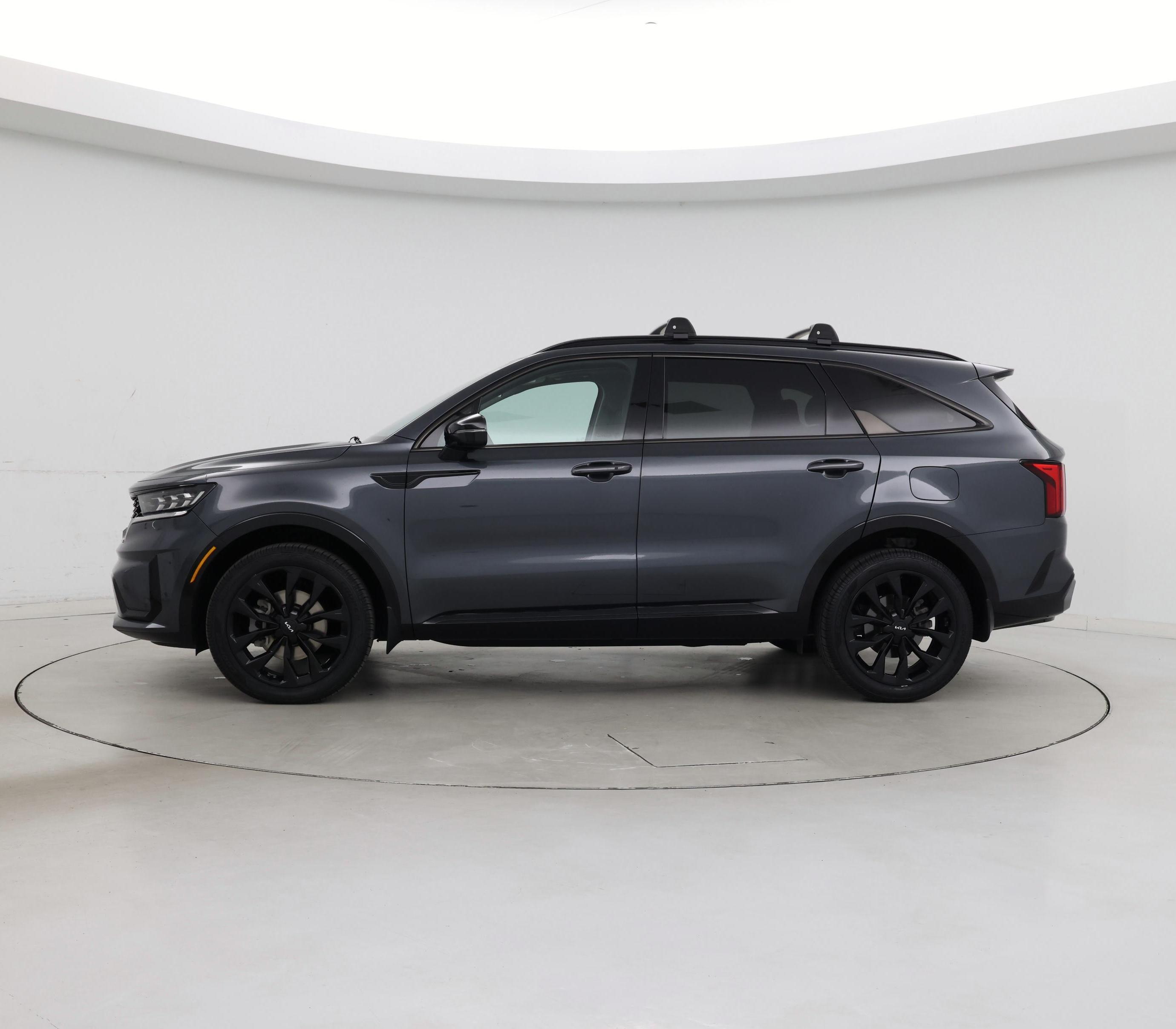 Thumbnail: 2022 Kia Sorento - 3