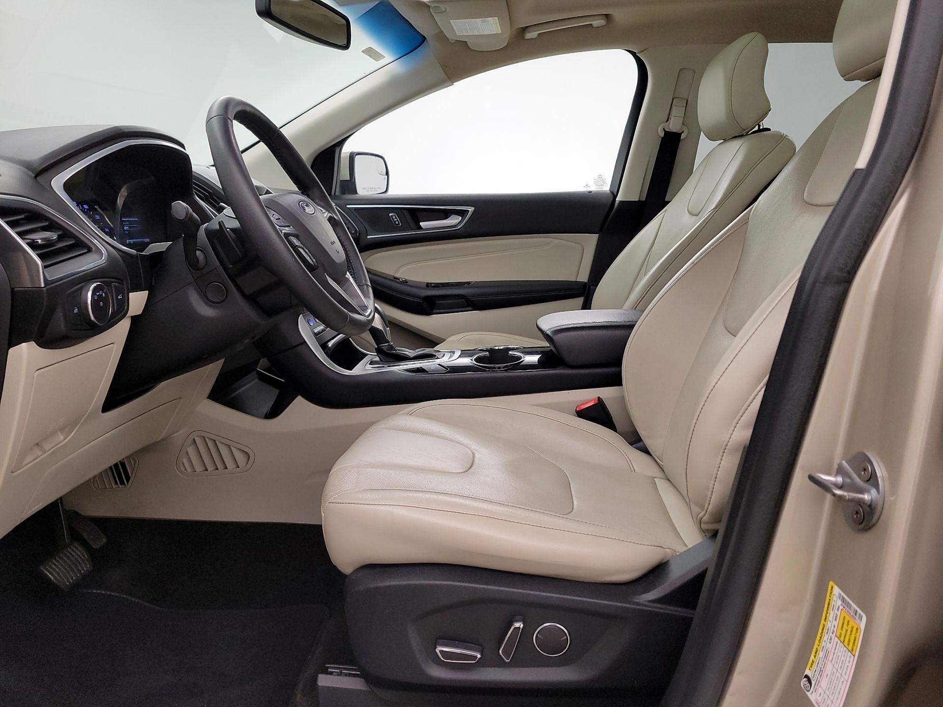 Thumbnail: 2018 Ford Edge - 11
