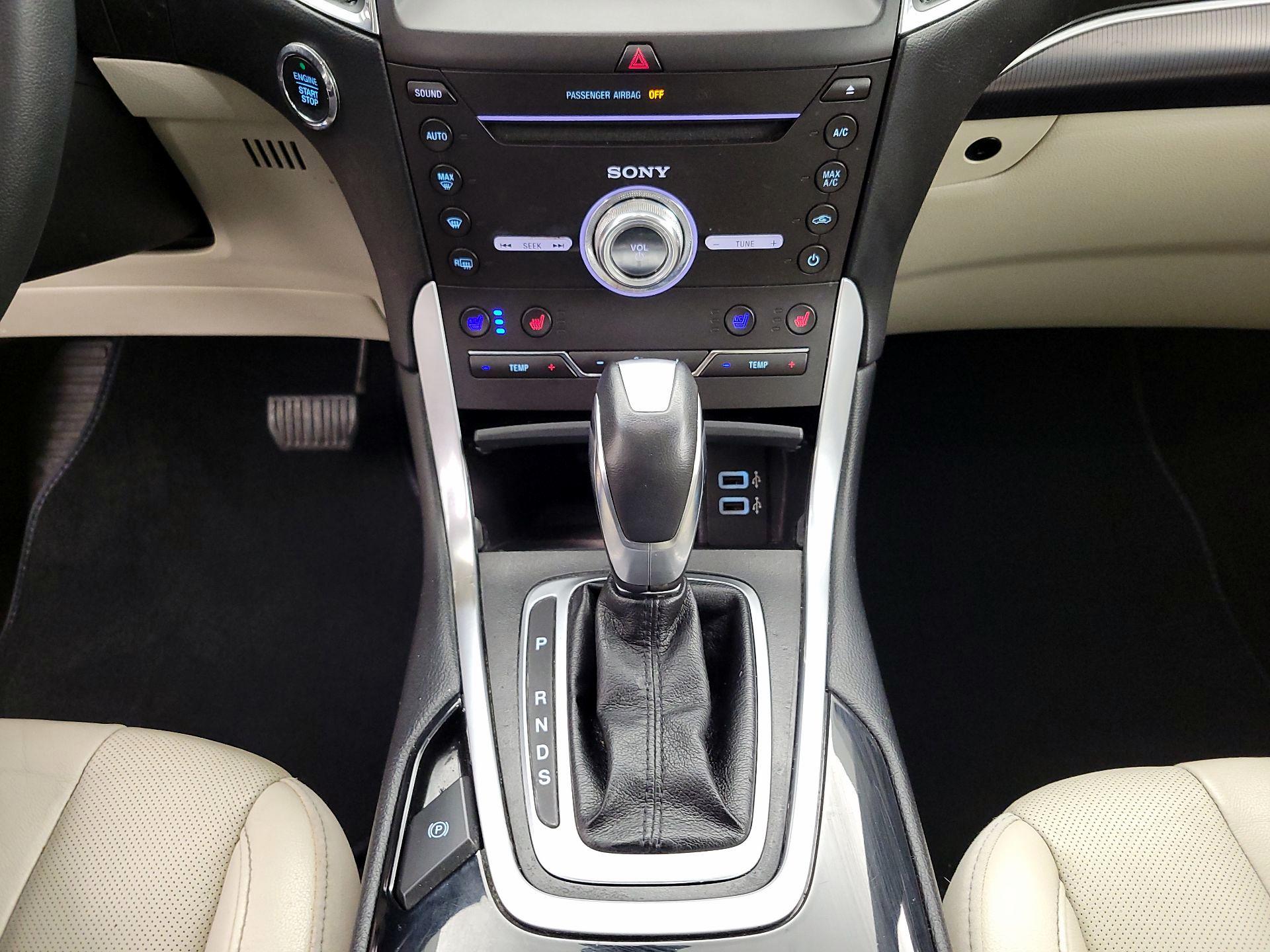 Thumbnail: 2018 Ford Edge - 18