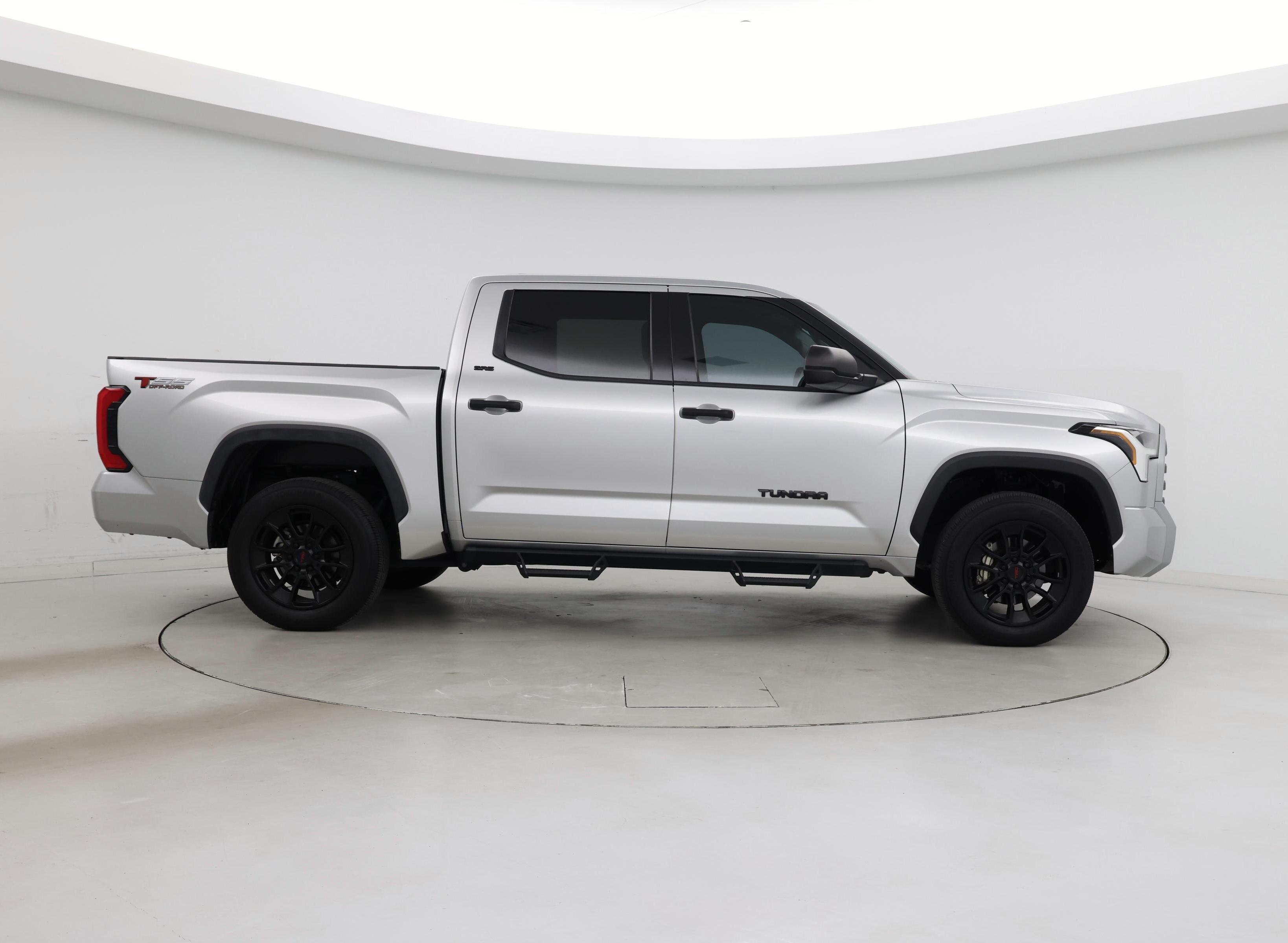 Thumbnail: 2022 Toyota Tundra - 7