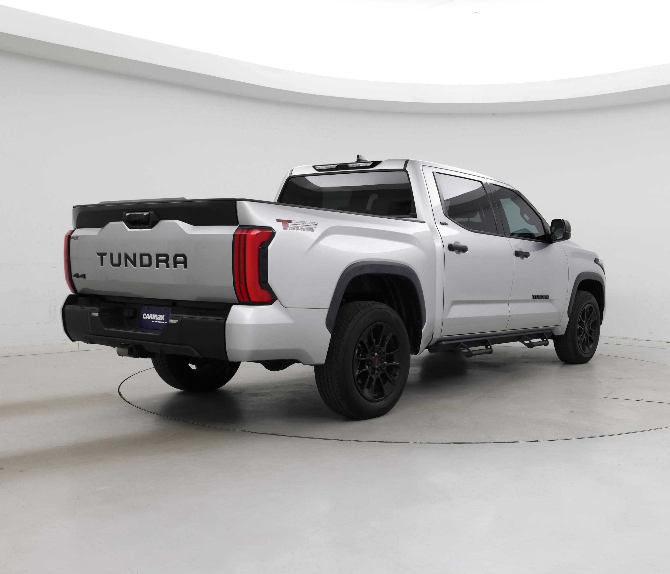 Thumbnail: 2022 Toyota Tundra - 8