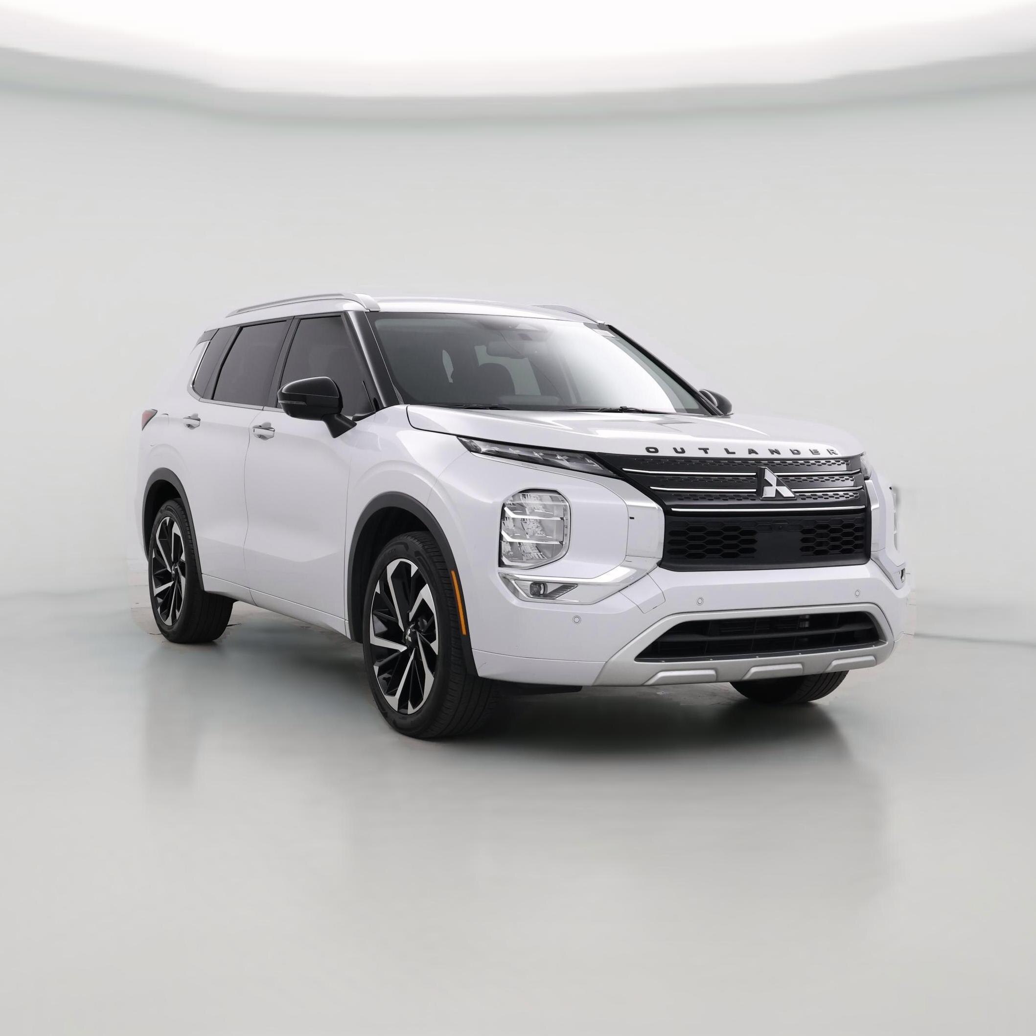 Thumbnail: 2024 Mitsubishi Outlander - 1
