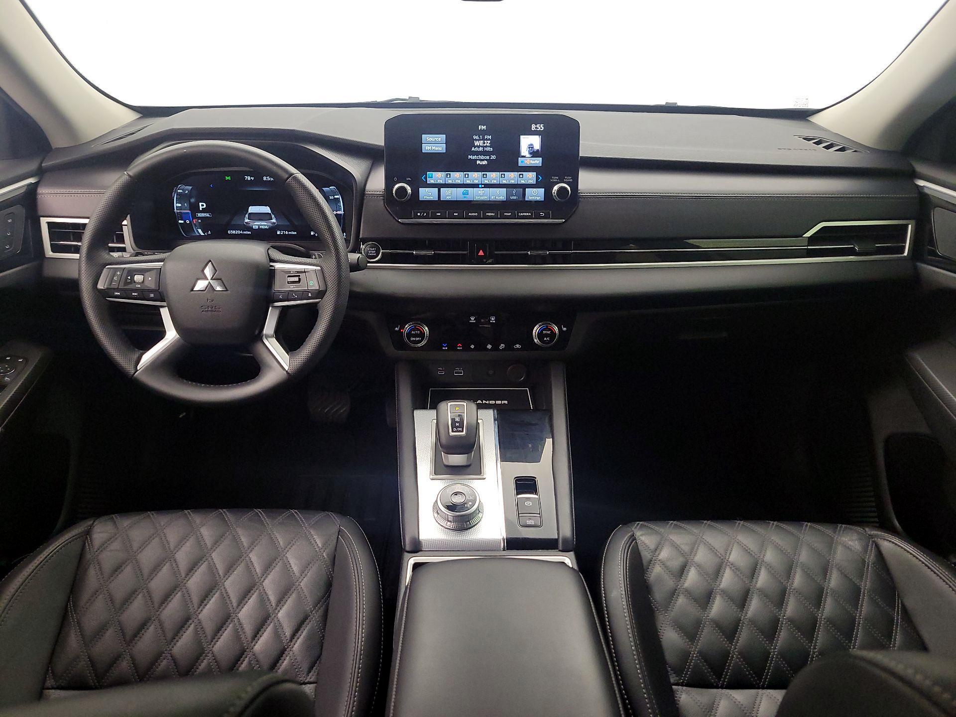 Thumbnail: 2024 Mitsubishi Outlander - 9