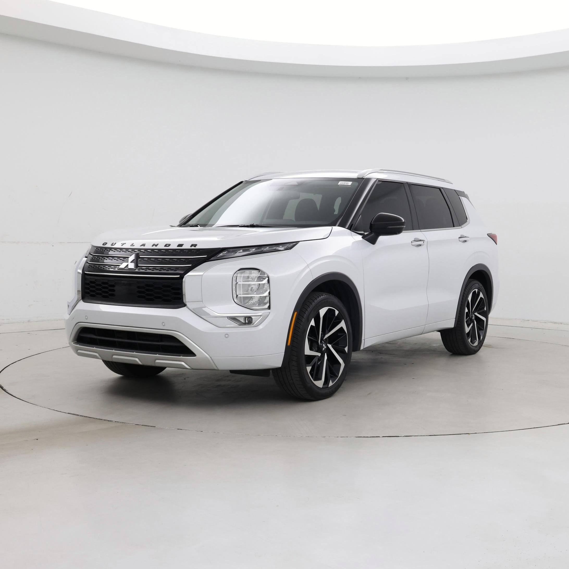 Thumbnail: 2024 Mitsubishi Outlander - 4