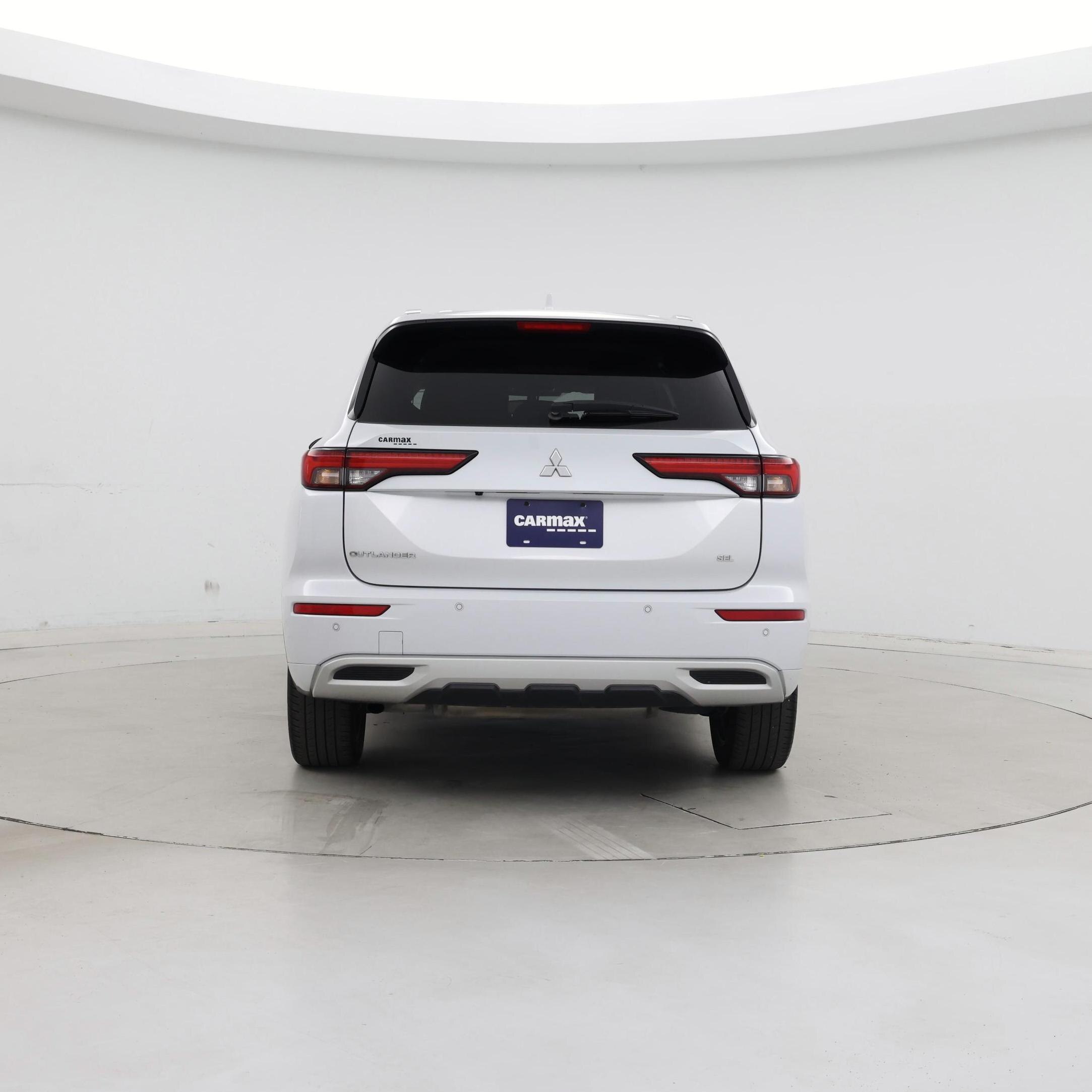 Thumbnail: 2024 Mitsubishi Outlander - 6