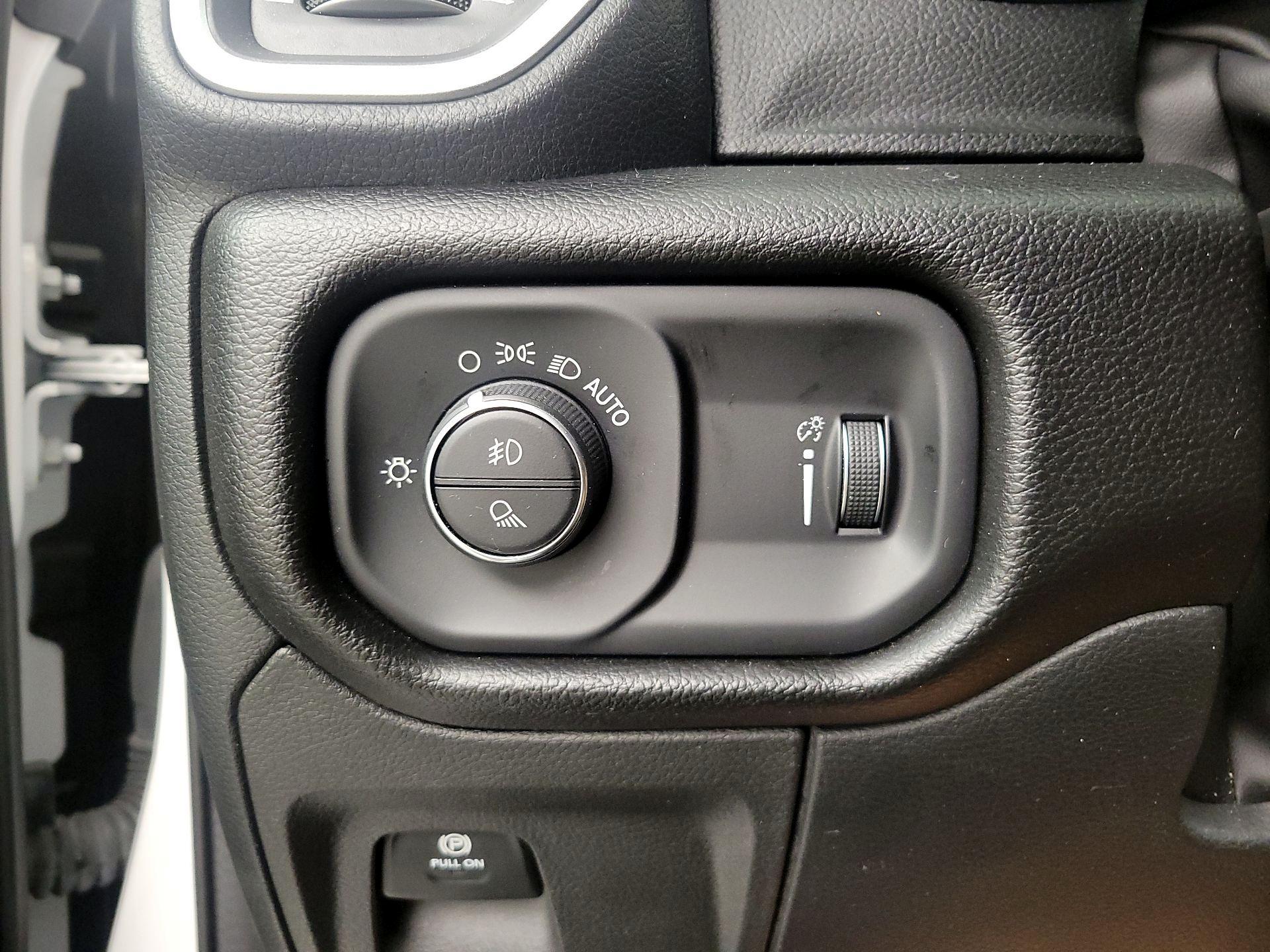 Thumbnail: 2023 RAM 1500 - 13
