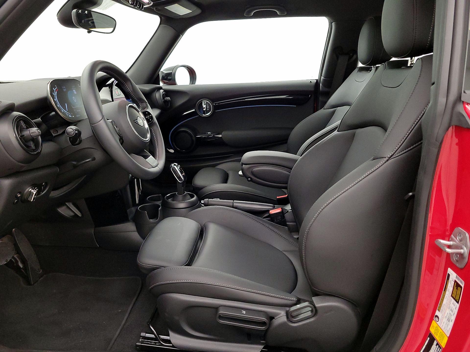 Thumbnail: 2023 MINI Cooper Hardtop - 11