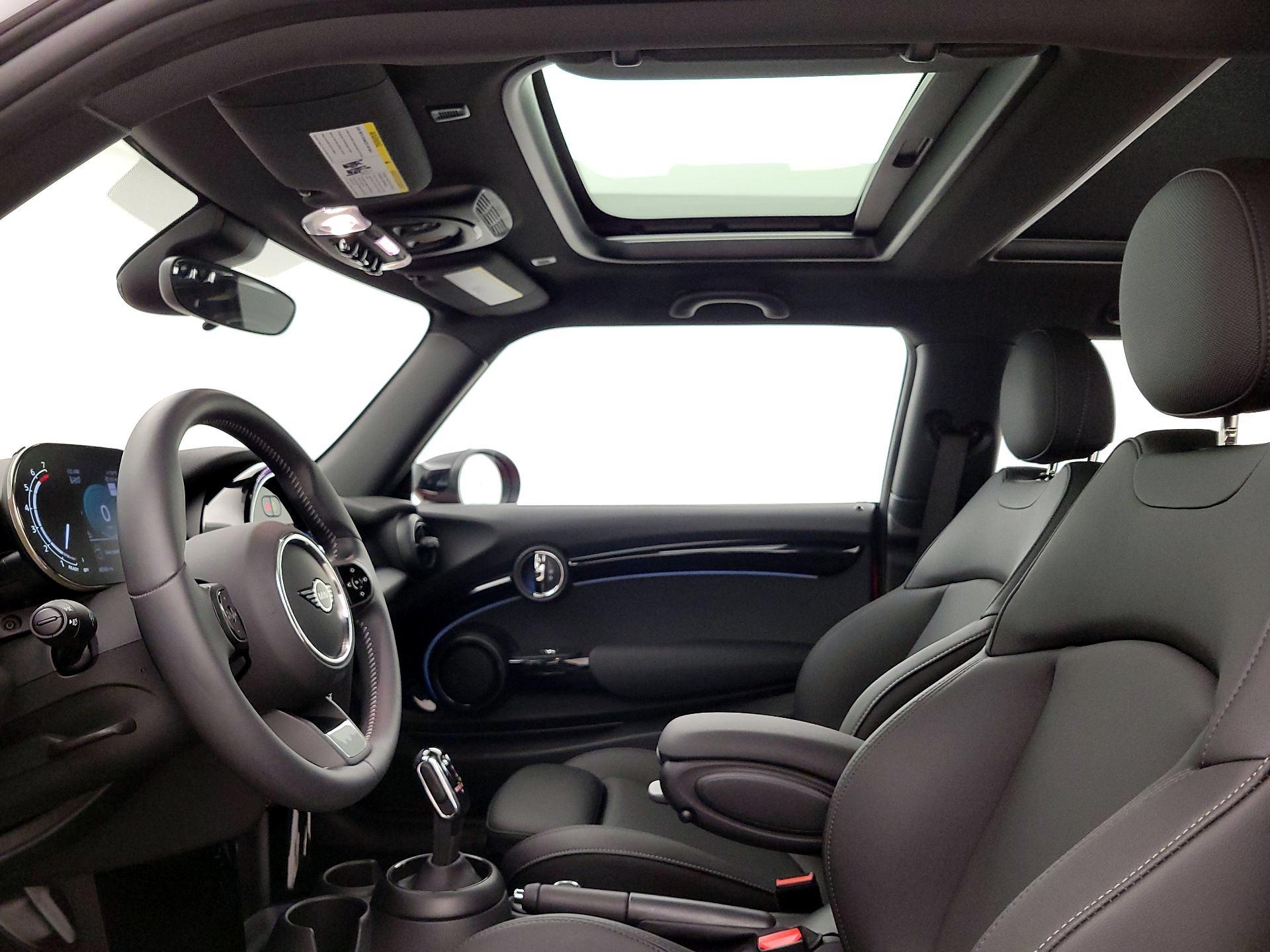 Thumbnail: 2023 MINI Cooper Hardtop - 19