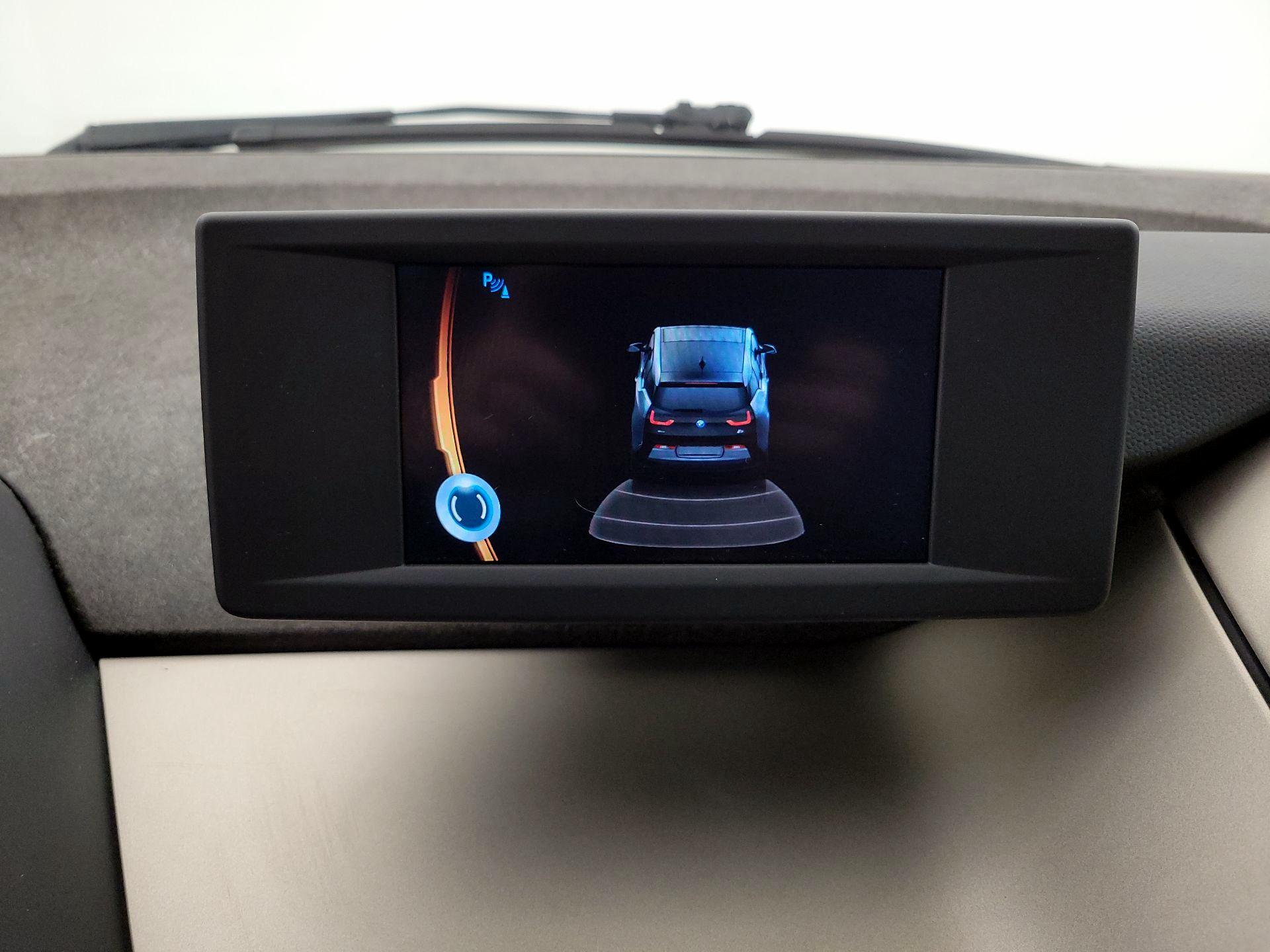 Thumbnail: 2017 BMW i3 - 14