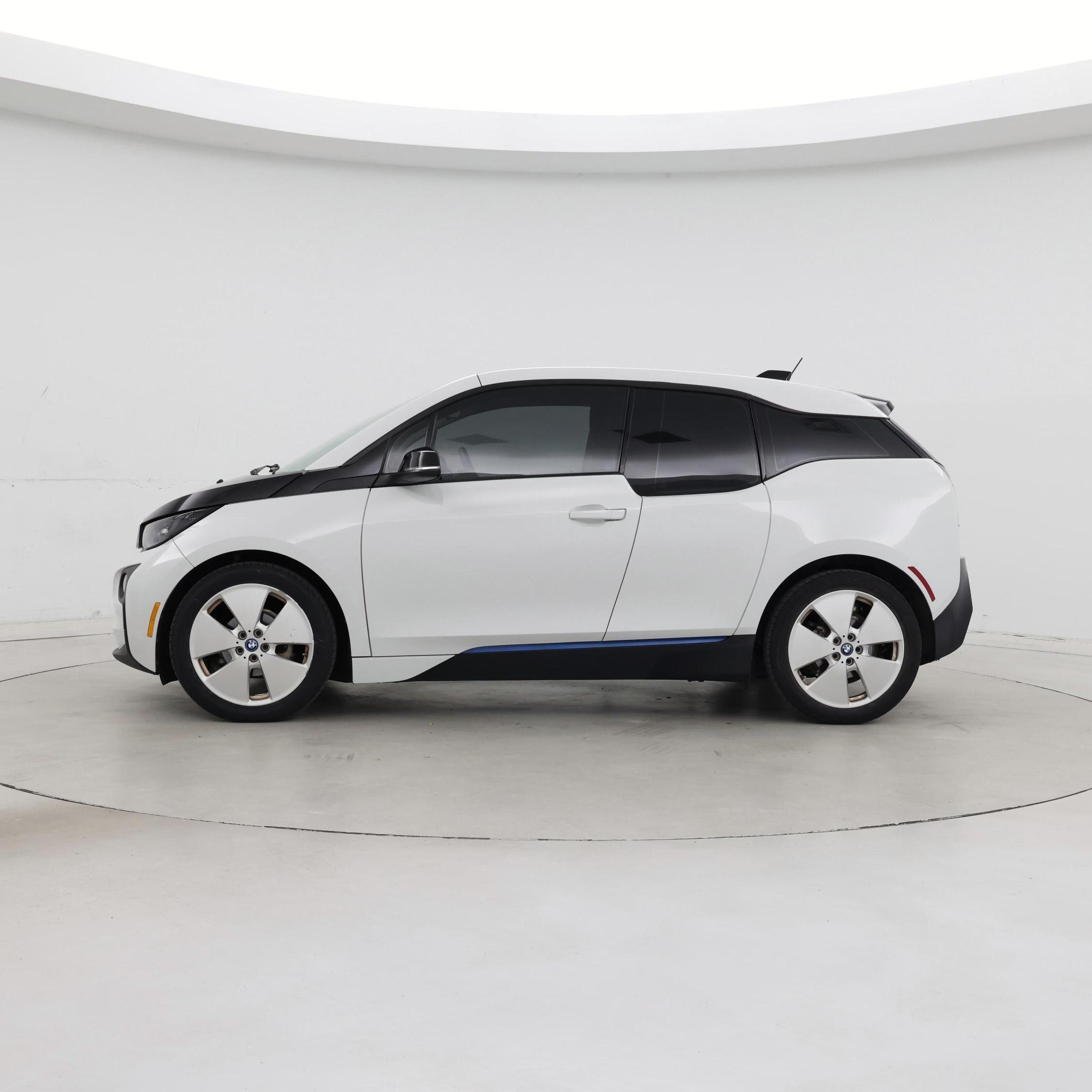Thumbnail: 2017 BMW i3 - 3