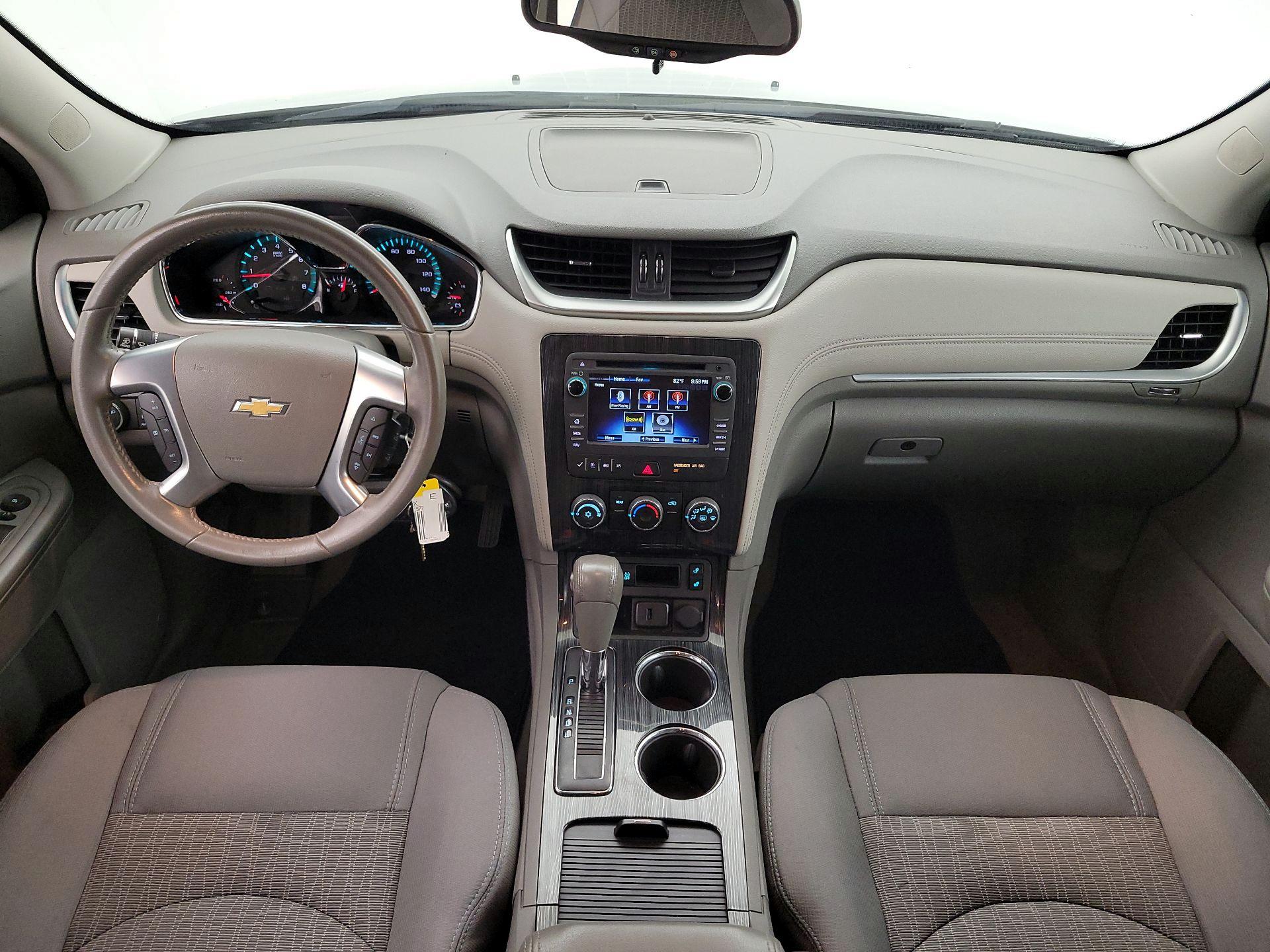 Thumbnail: 2016 Chevrolet Traverse - 9