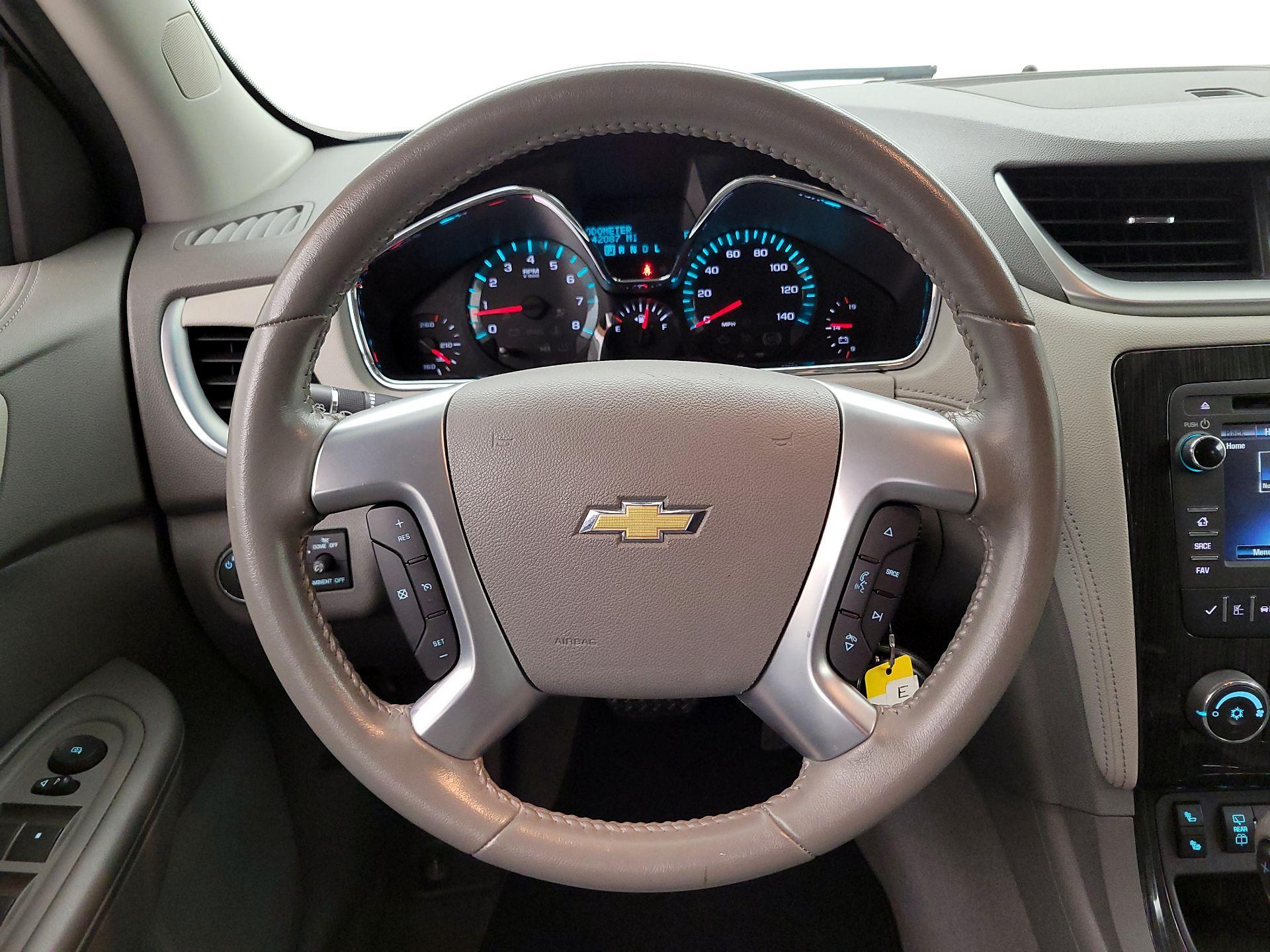 Thumbnail: 2016 Chevrolet Traverse - 10