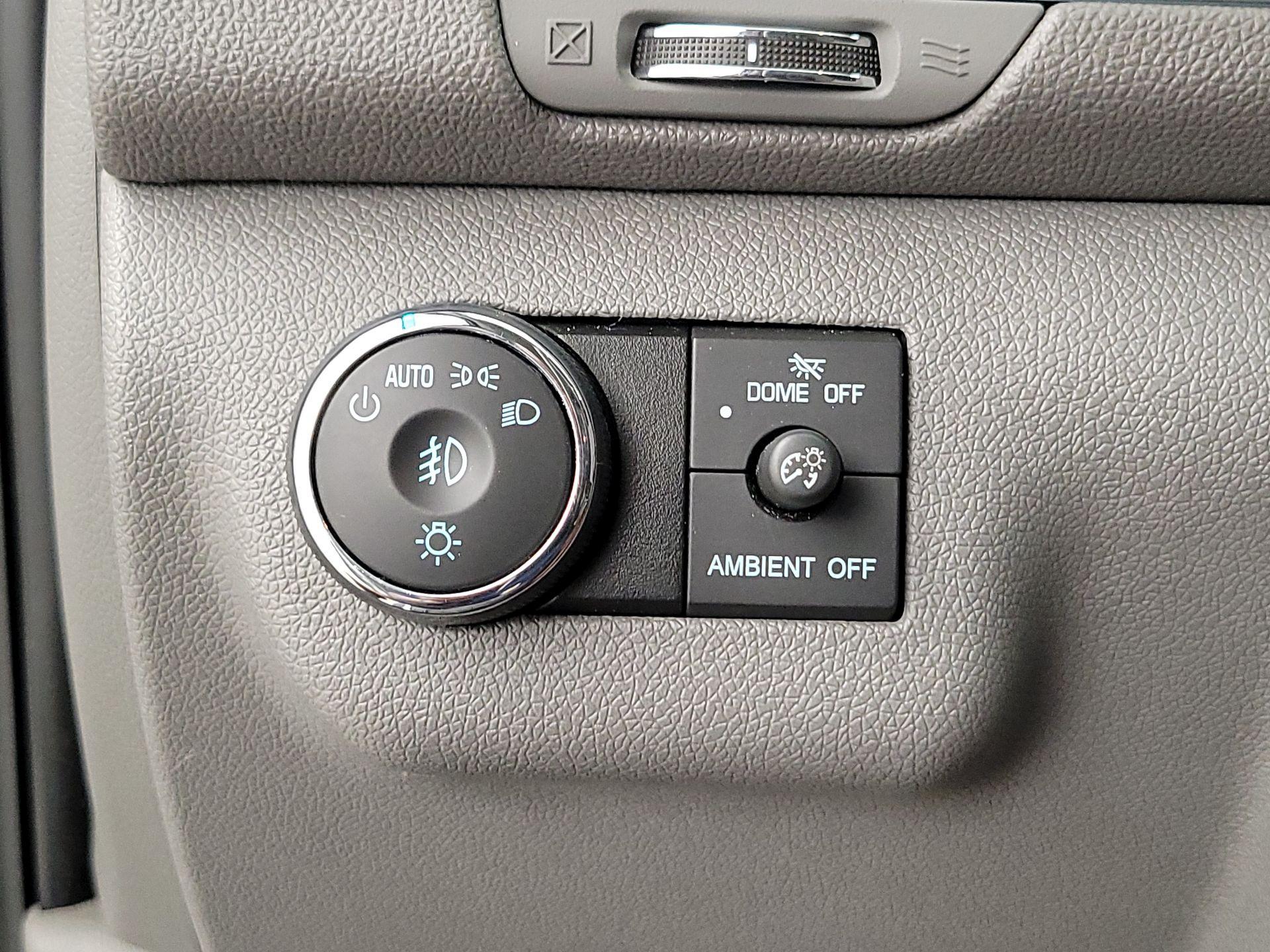 Thumbnail: 2016 Chevrolet Traverse - 13