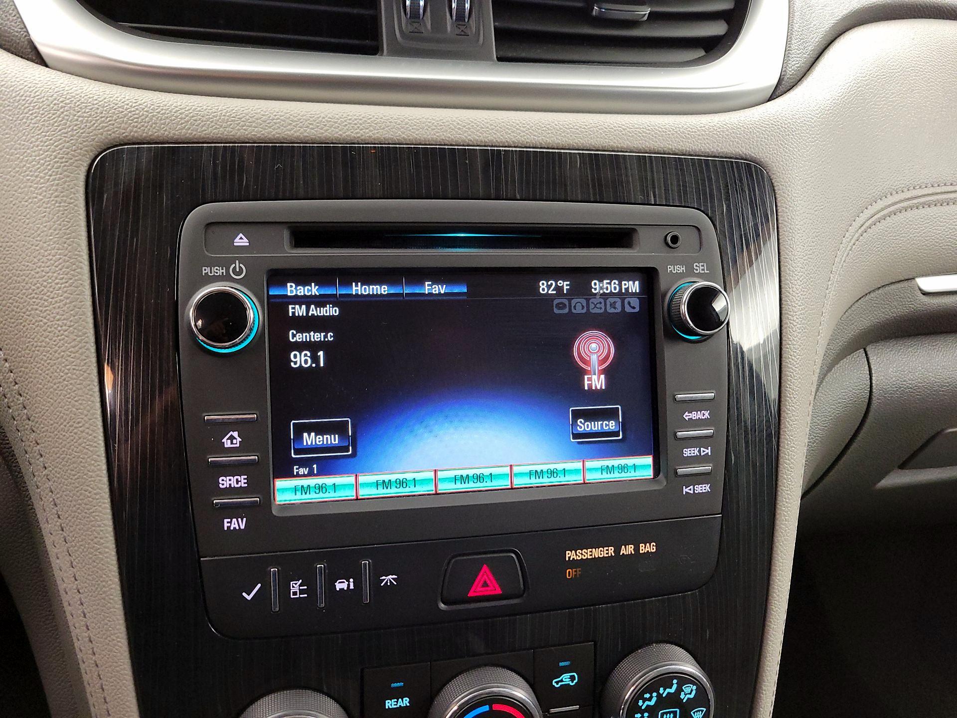 Thumbnail: 2016 Chevrolet Traverse - 15