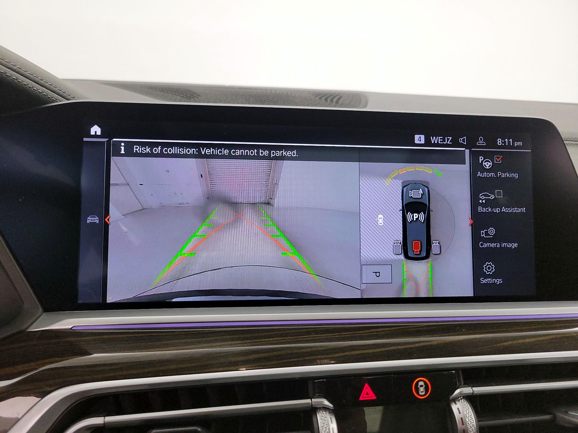 Thumbnail: 2021 BMW X7 - 15