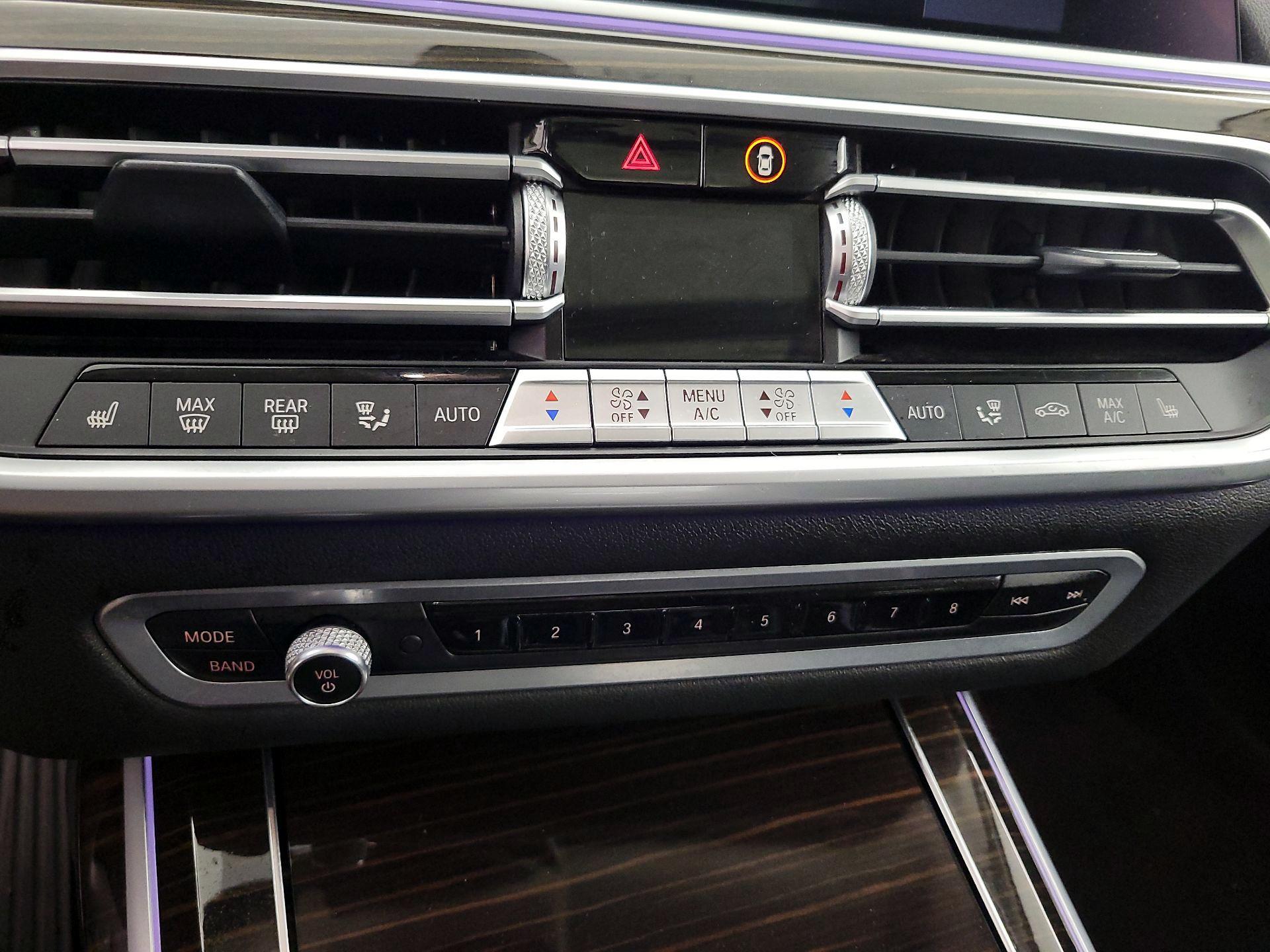 Thumbnail: 2021 BMW X7 - 17