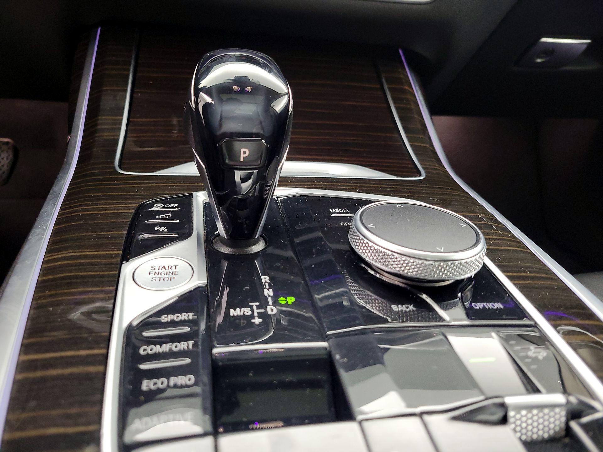 Thumbnail: 2021 BMW X7 - 18