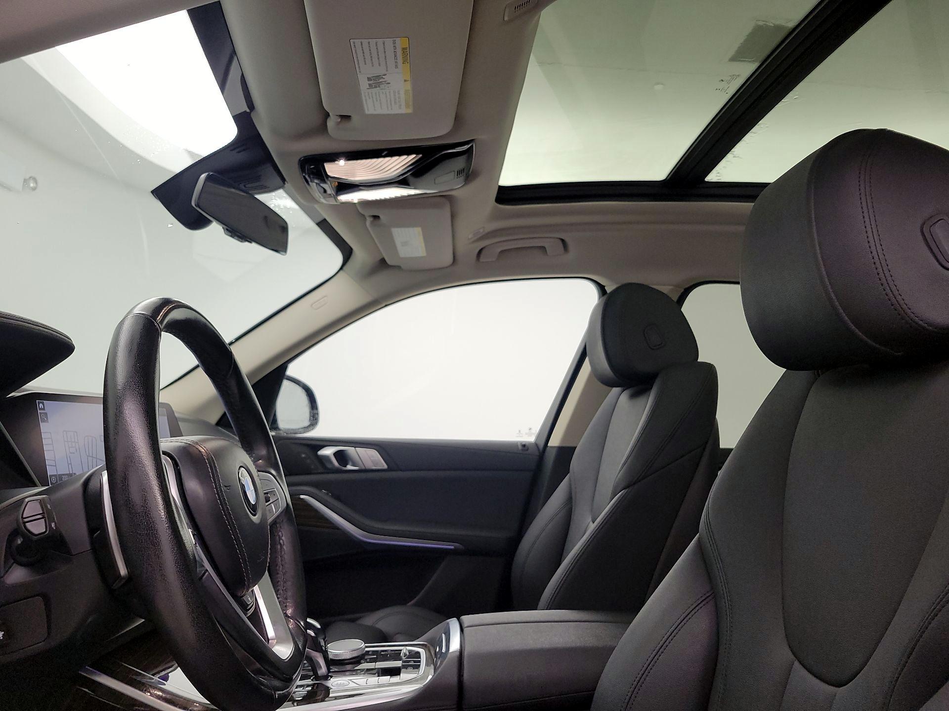 Thumbnail: 2021 BMW X7 - 20