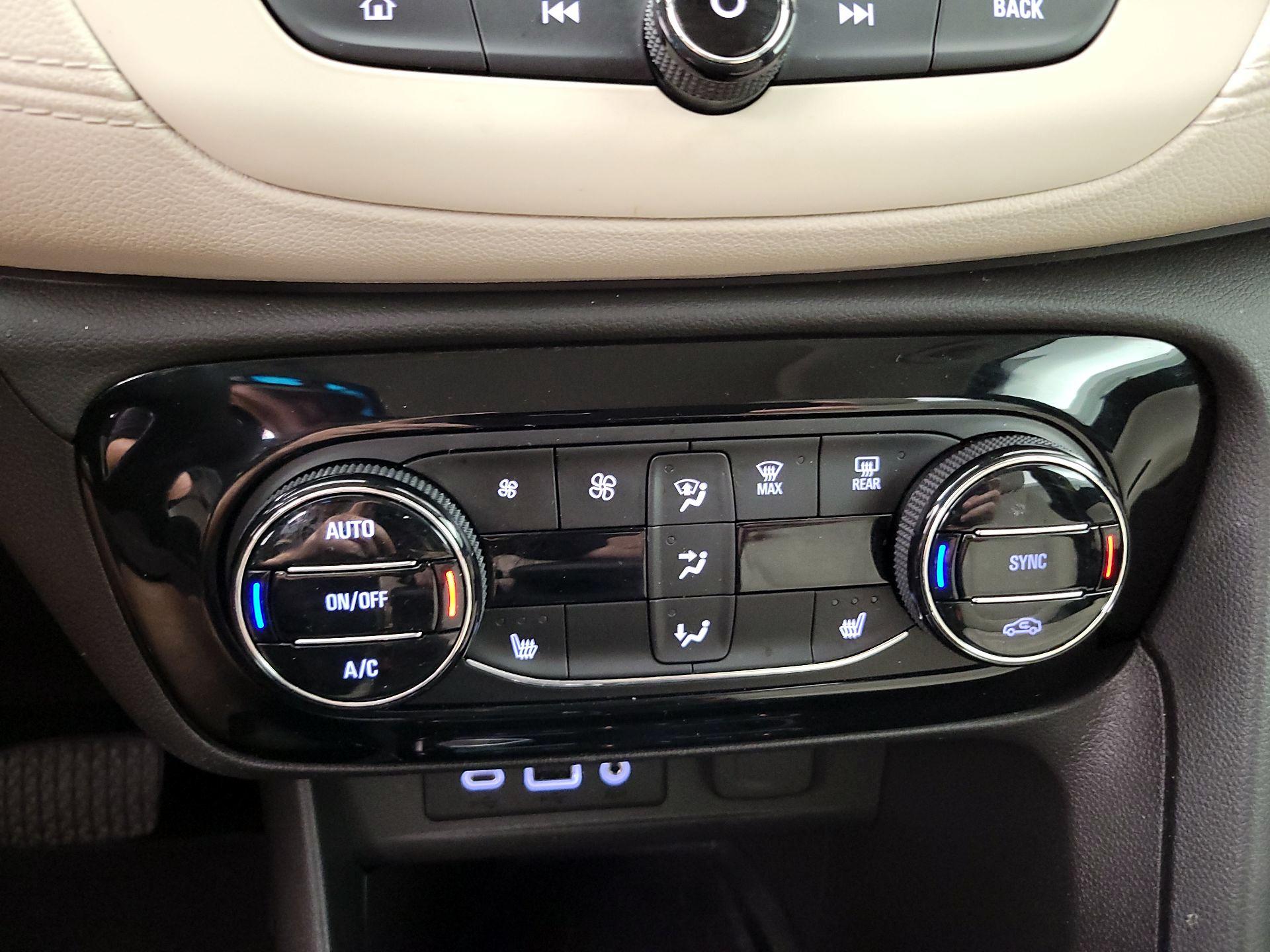 Thumbnail: 2023 Buick Encore GX - 16