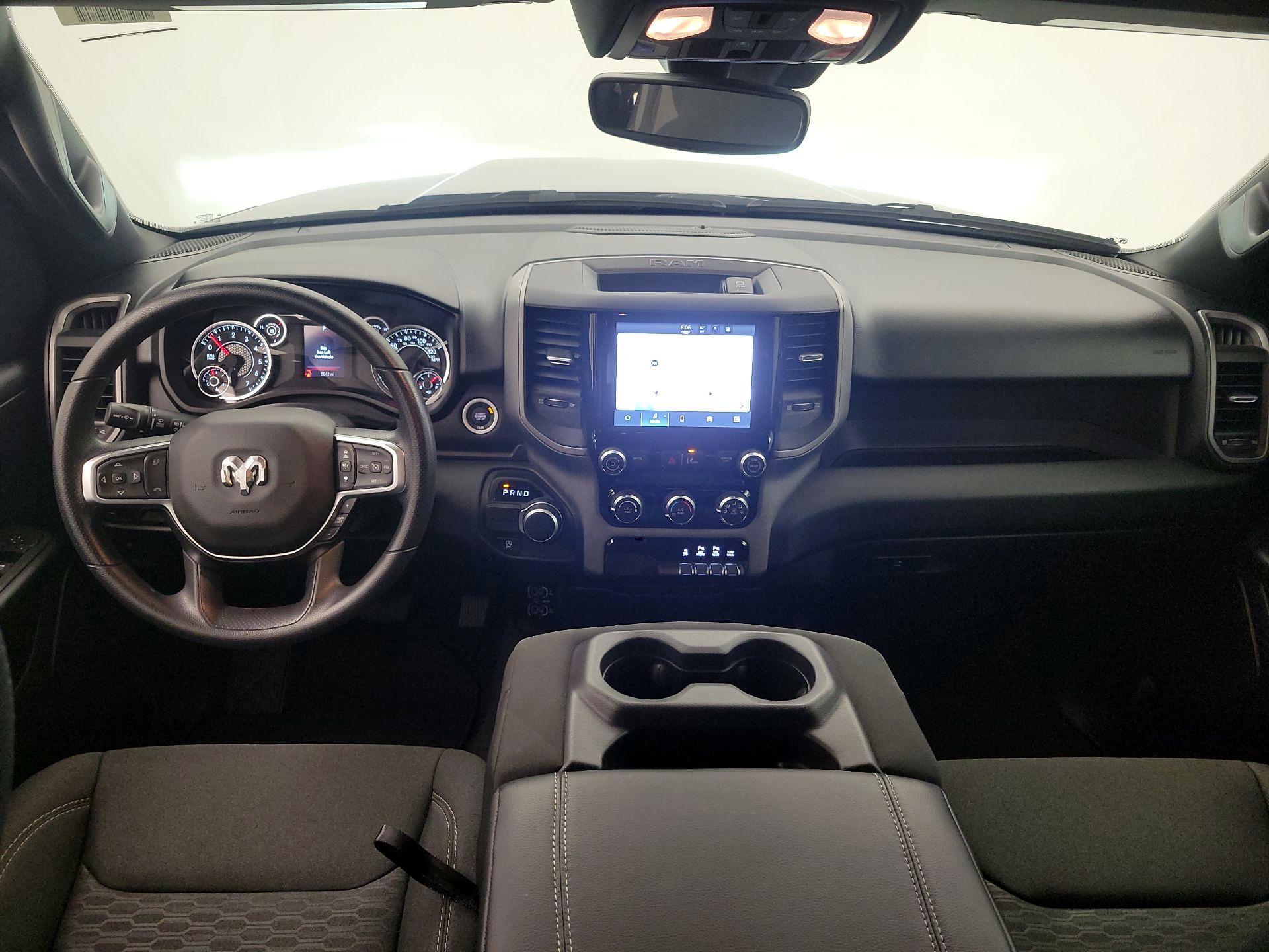 Thumbnail: 2025 RAM 1500 - 9