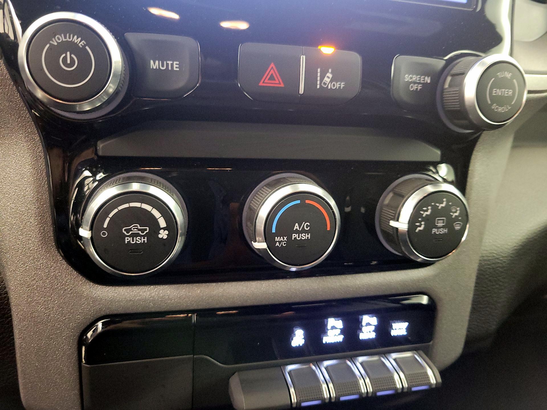 Thumbnail: 2025 RAM 1500 - 16