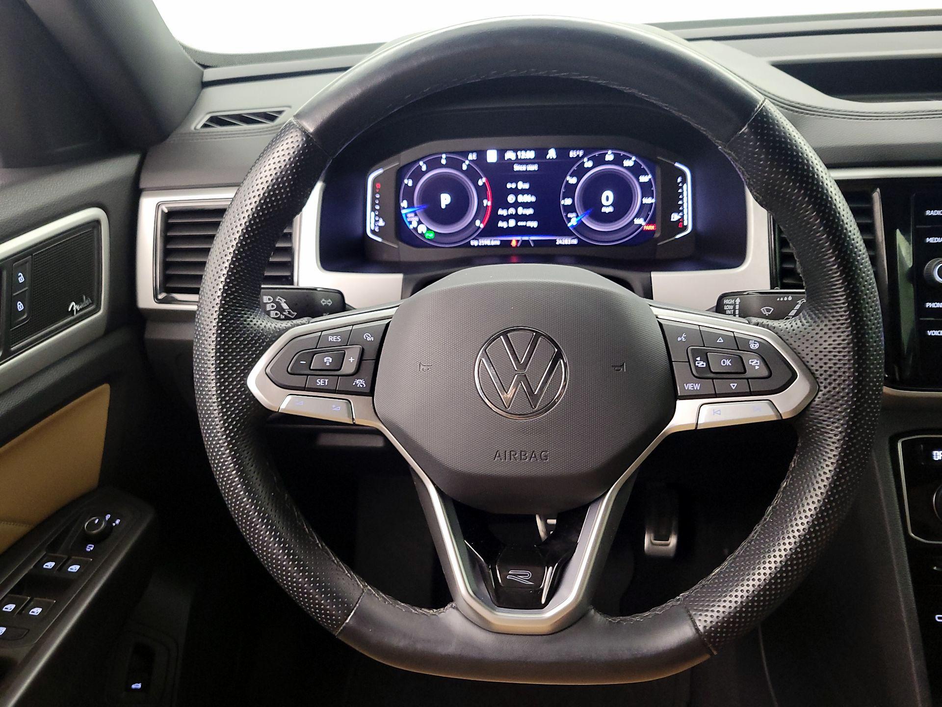 Thumbnail: 2023 Volkswagen Atlas - 10